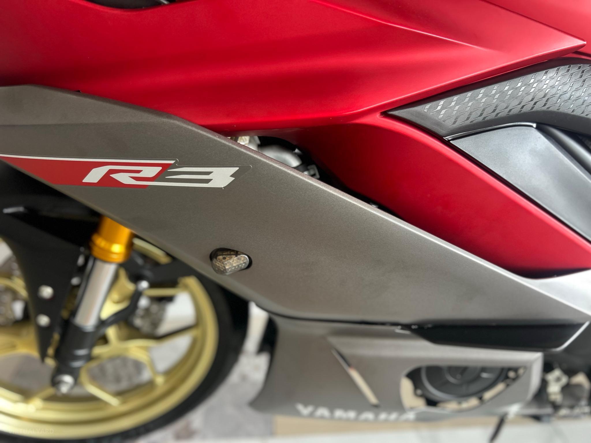 YAMAHA YZF-R3