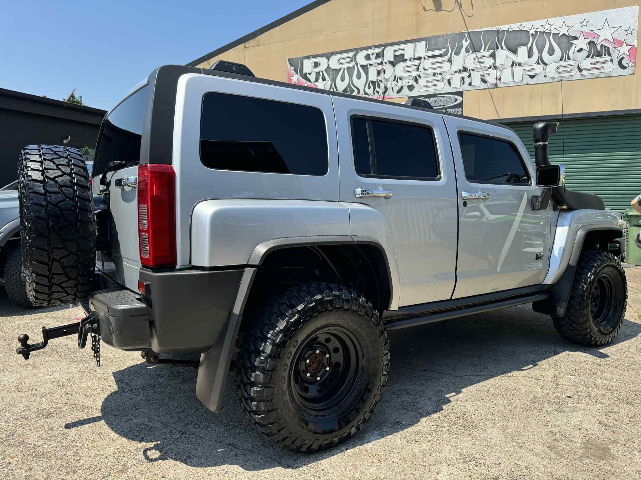 HUMMER H3