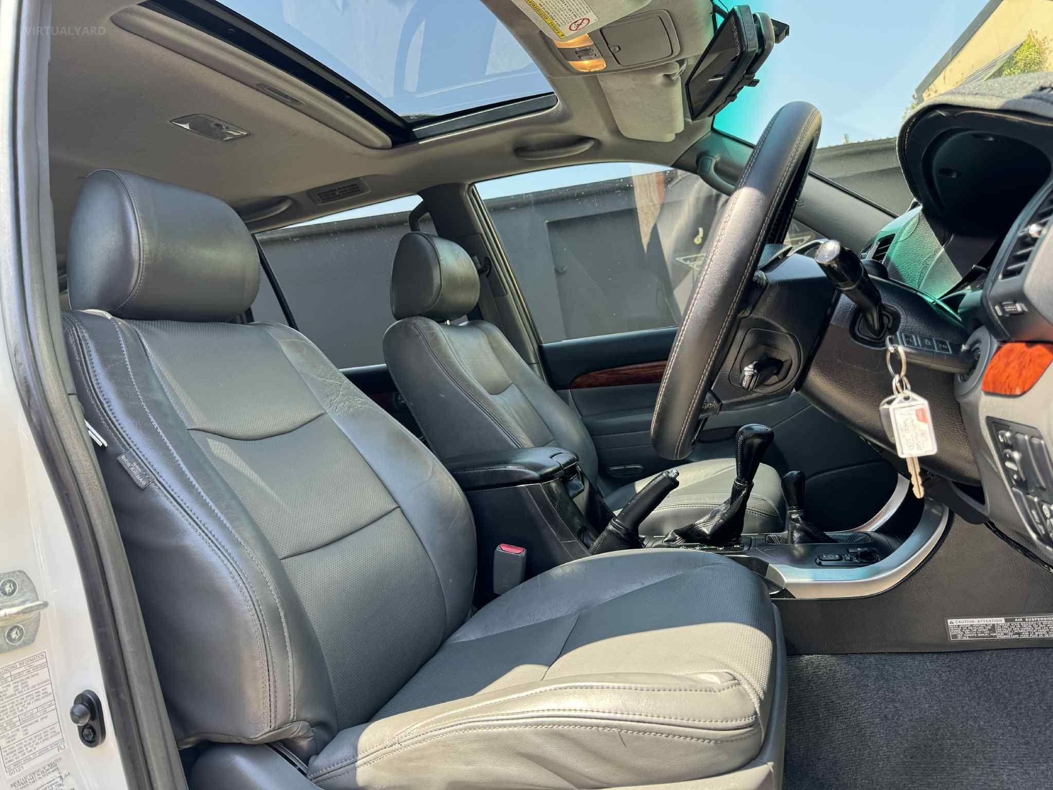 TOYOTA LANDCRUISER PRADO