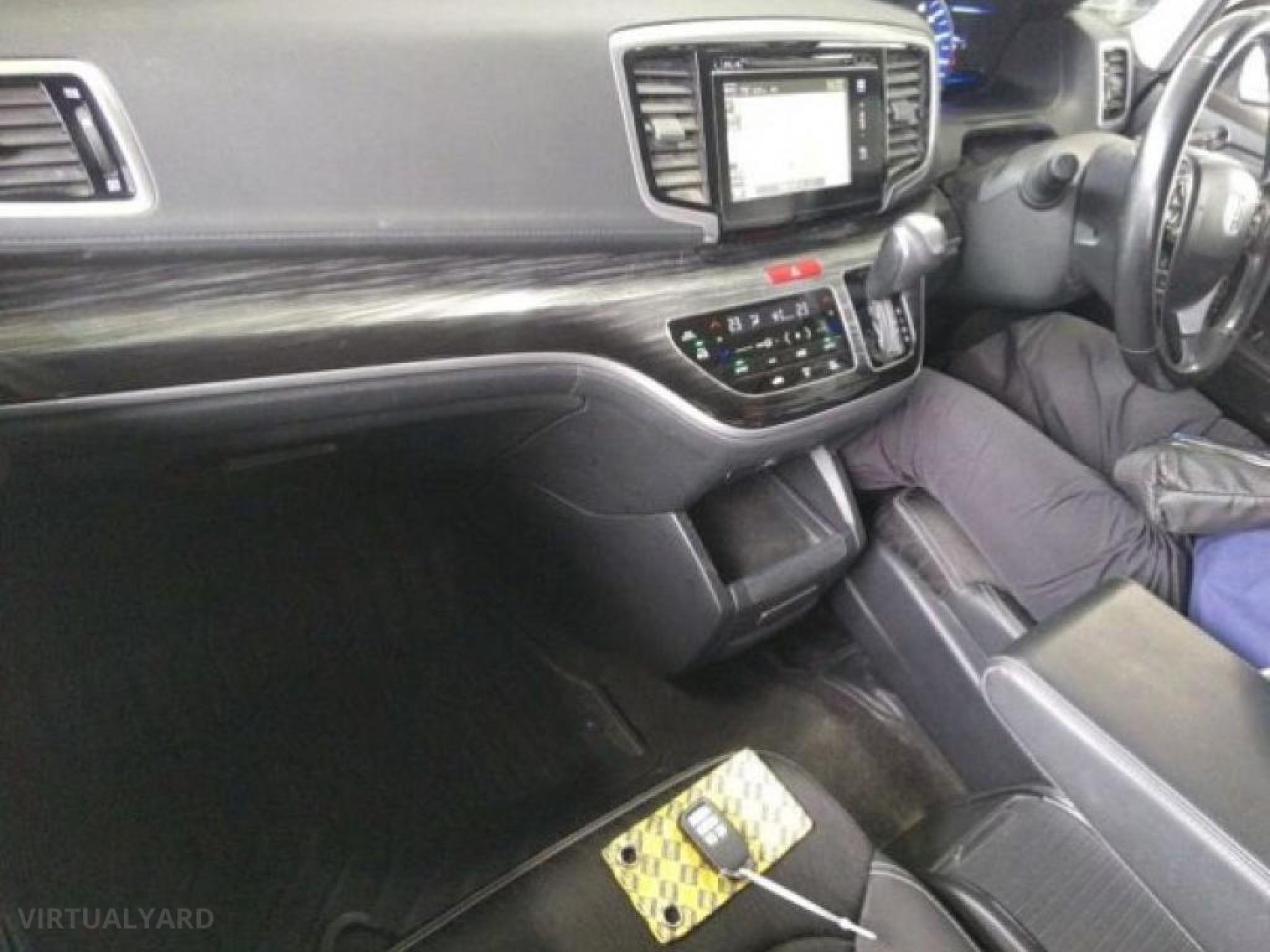 HONDA ODYSSEY (7 SEAT)