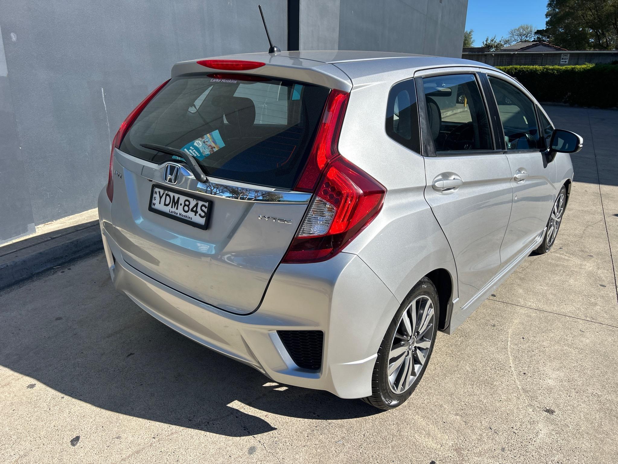 HONDA JAZZ GF VTI-L HATCHBACK 5DR CVT 1SP, 1.5I [MY16] image 16