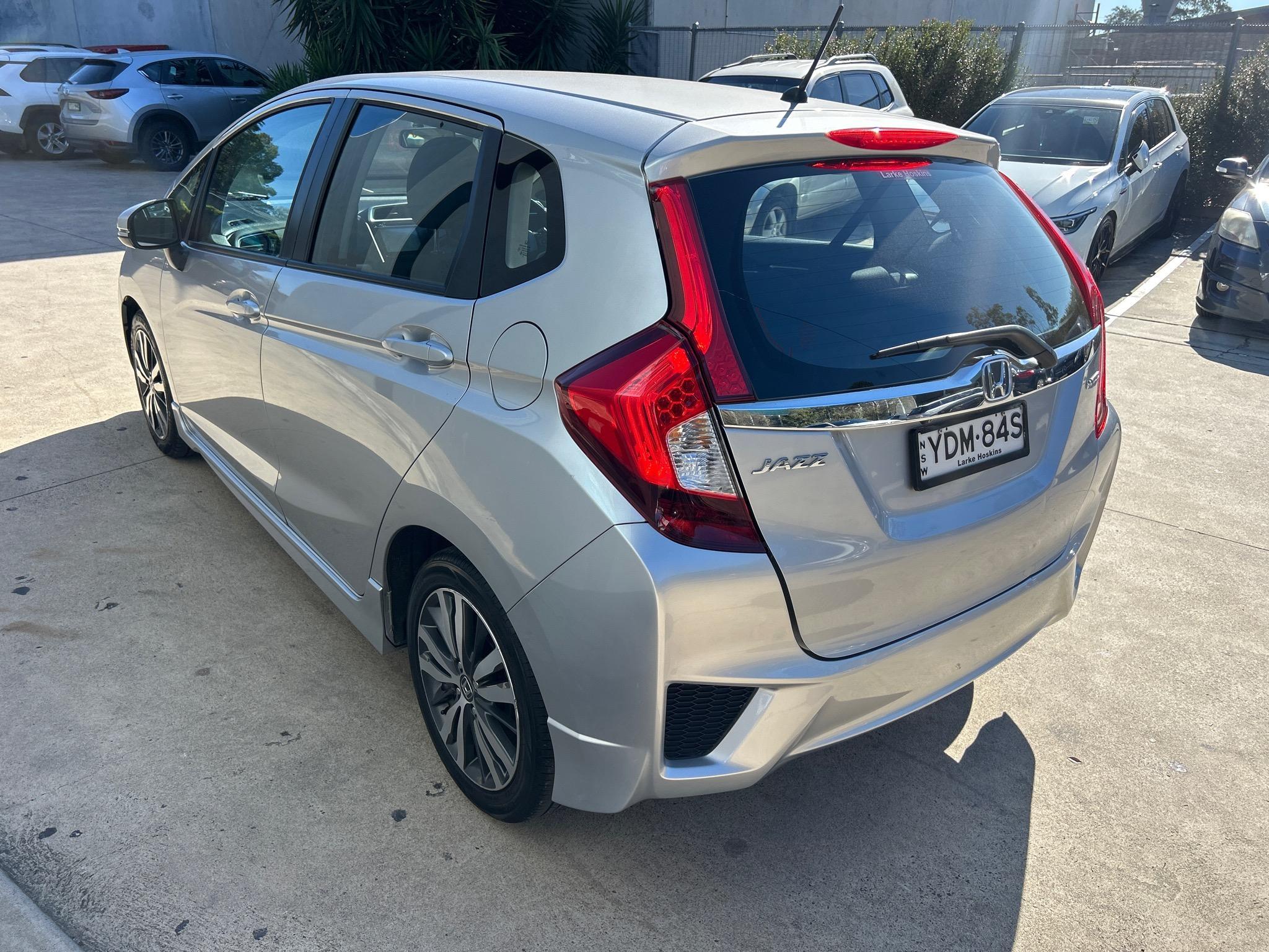 HONDA JAZZ GF VTI-L HATCHBACK 5DR CVT 1SP, 1.5I [MY16] image 5