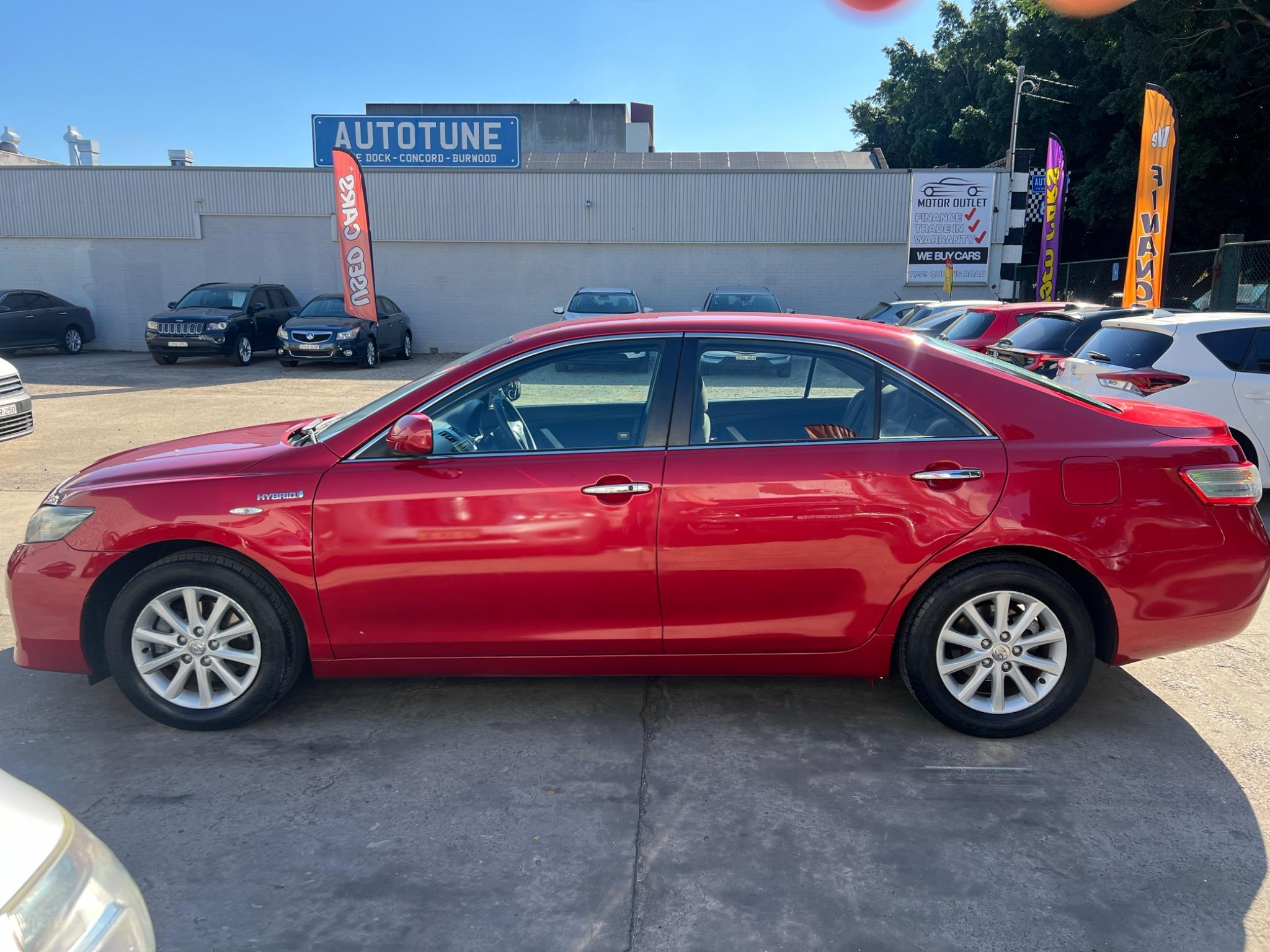 TOYOTA CAMRY
