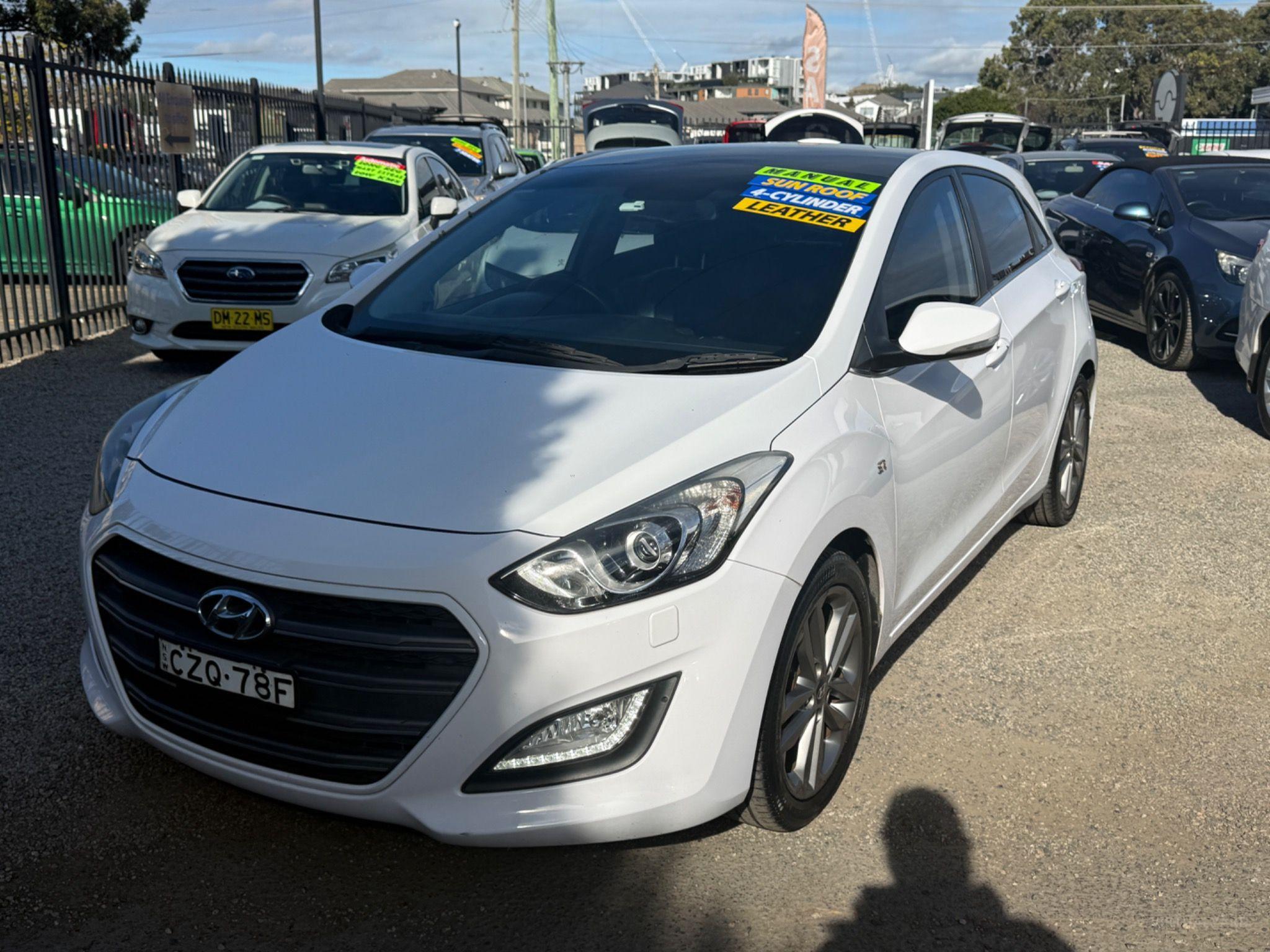 HYUNDAI i30