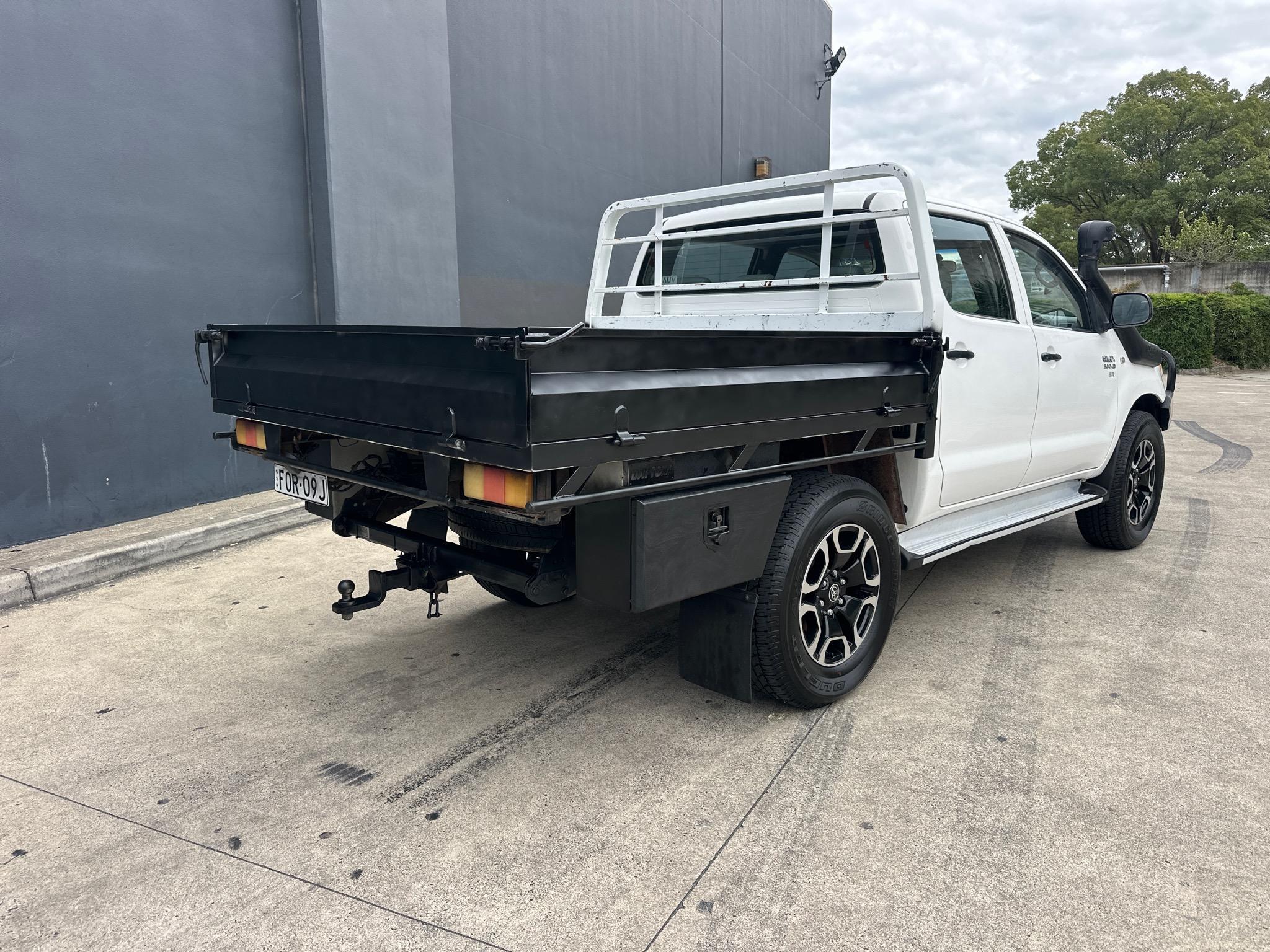 TOYOTA HILUX KUN26R MY07 SR UTILITY DUAL CAB 4DR MAN 5SP, 4X4 965KG 3.0DT image 3