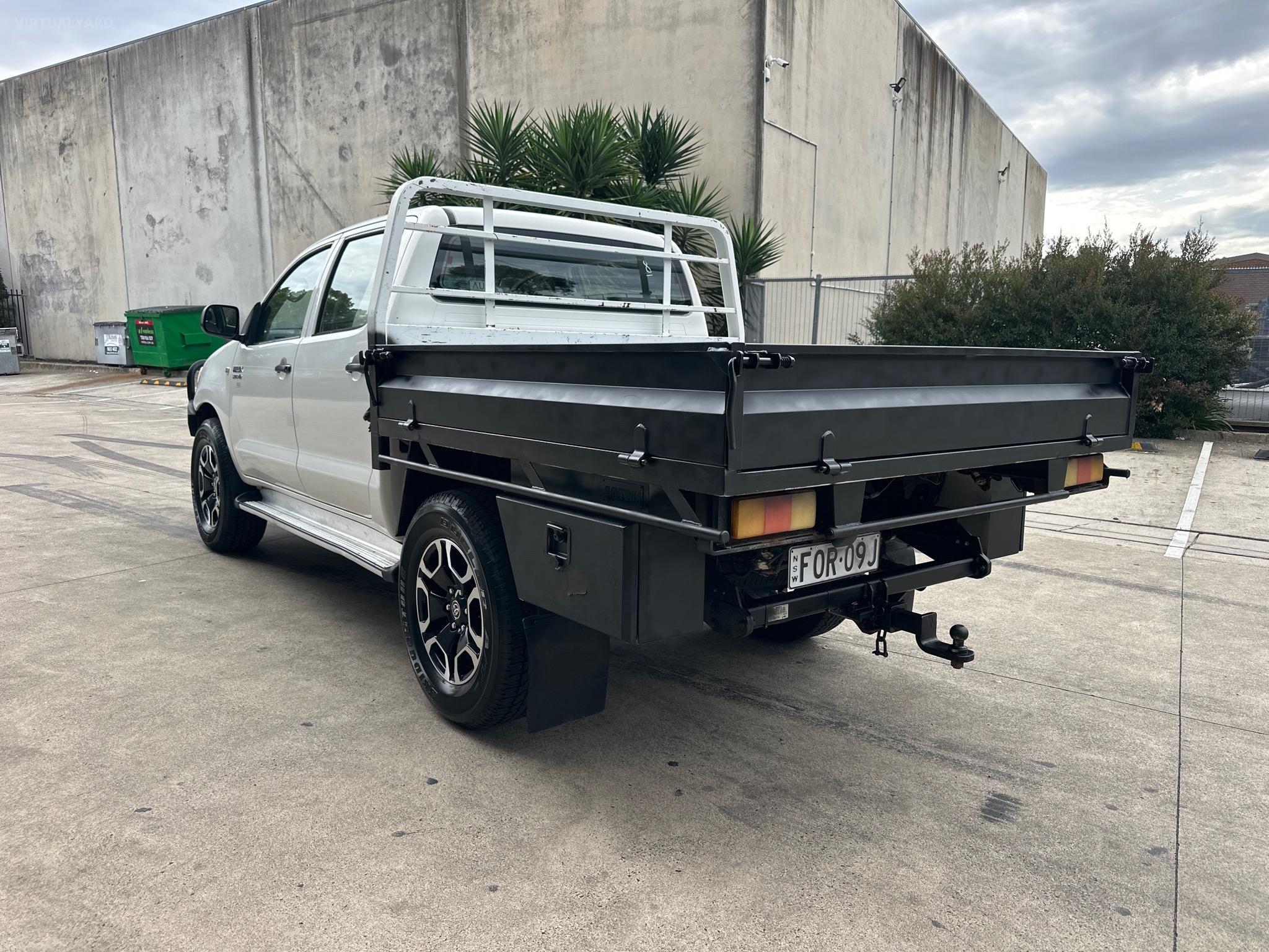 TOYOTA HILUX KUN26R MY07 SR UTILITY DUAL CAB 4DR MAN 5SP, 4X4 965KG 3.0DT image 5