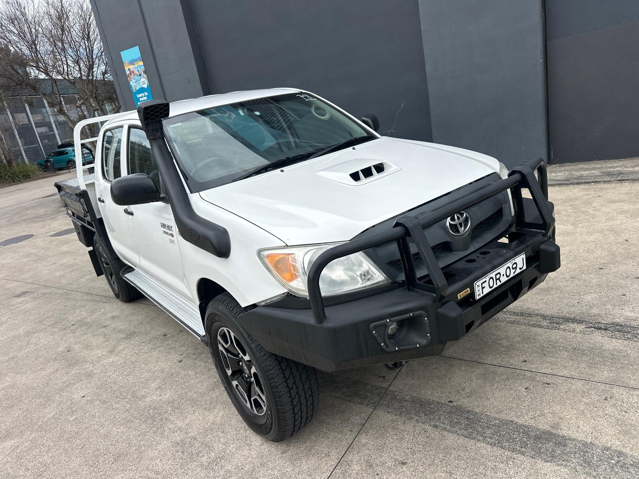 TOYOTA HILUX KUN26R MY07 SR UTILITY DUAL CAB 4DR MAN 5SP, 4X4 965KG 3.0DT image 20