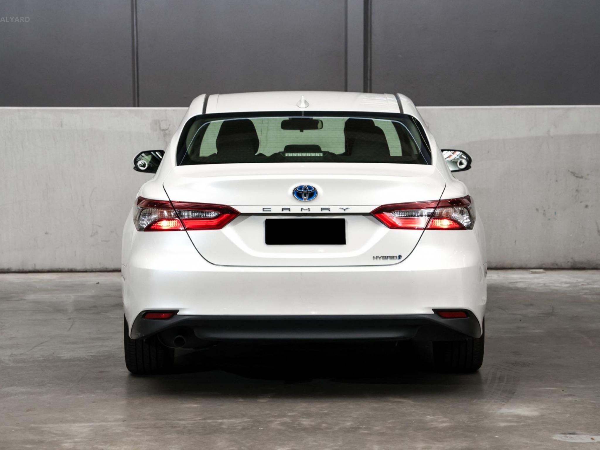 TOYOTA CAMRY