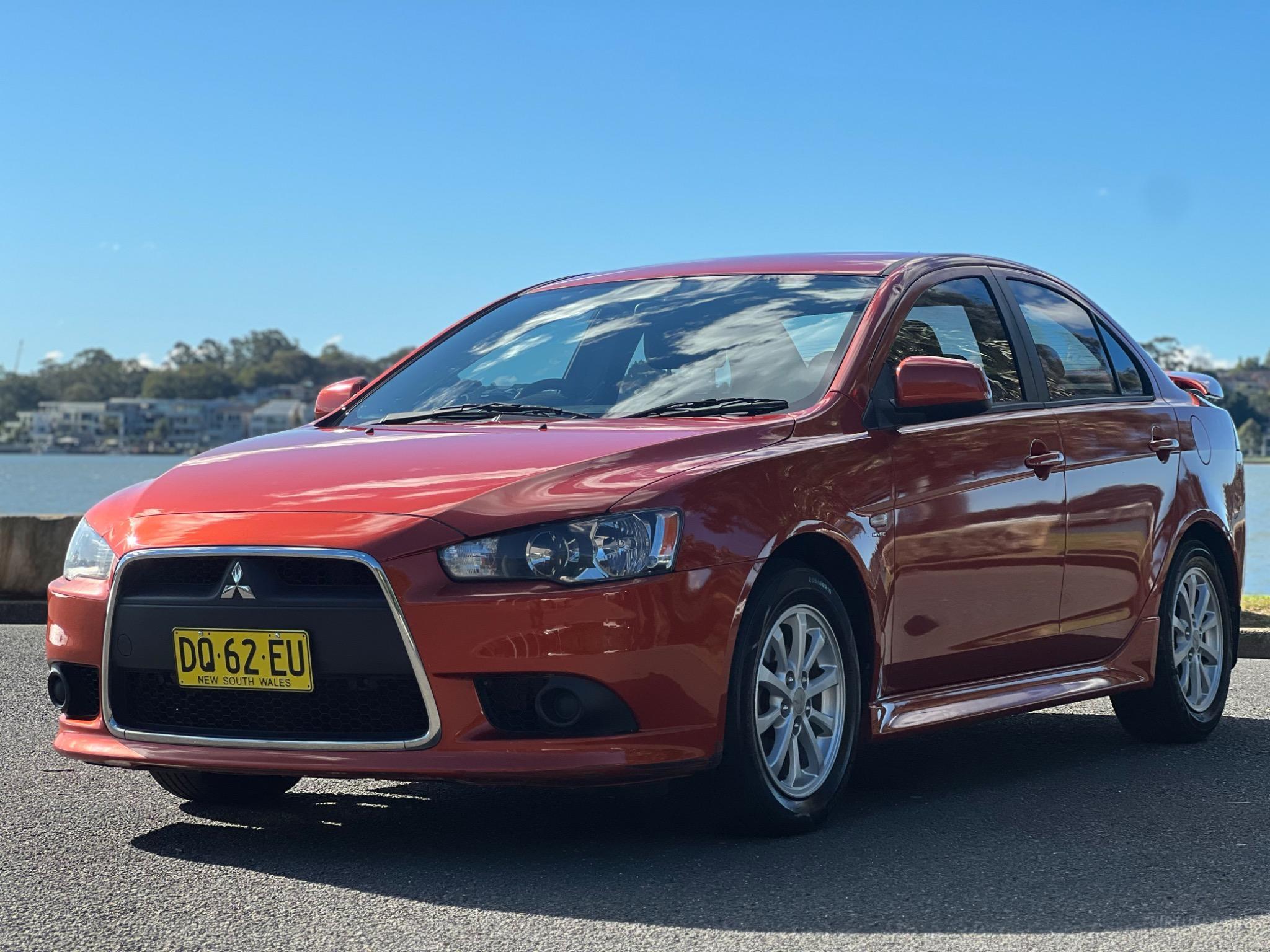 MITSUBISHI LANCER