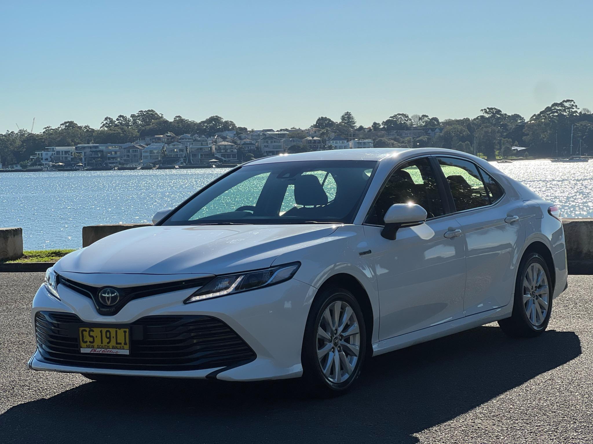 TOYOTA CAMRY
