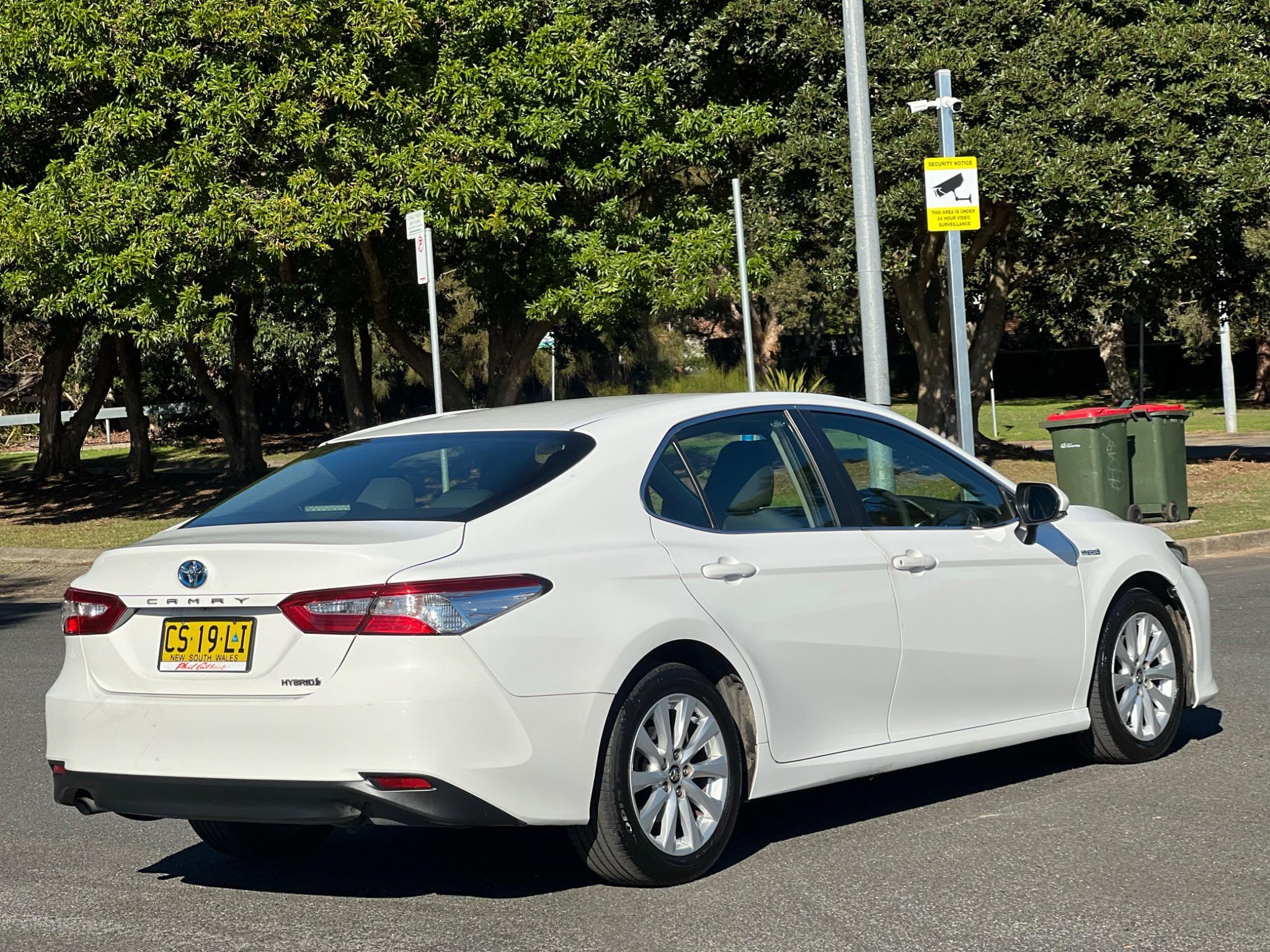 TOYOTA CAMRY
