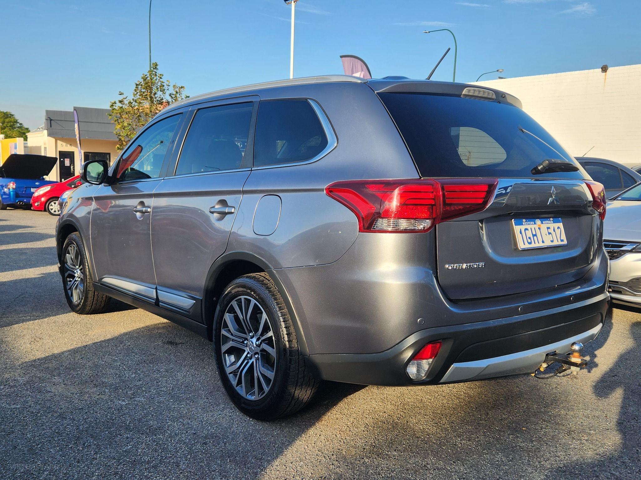 Mitsubishi Outlander