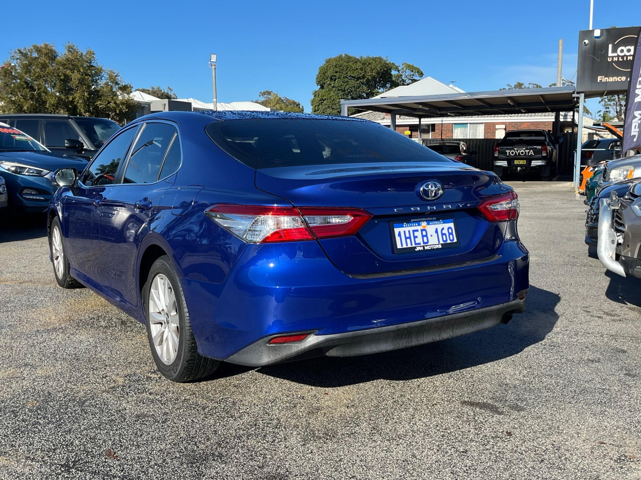 TOYOTA CAMRY
