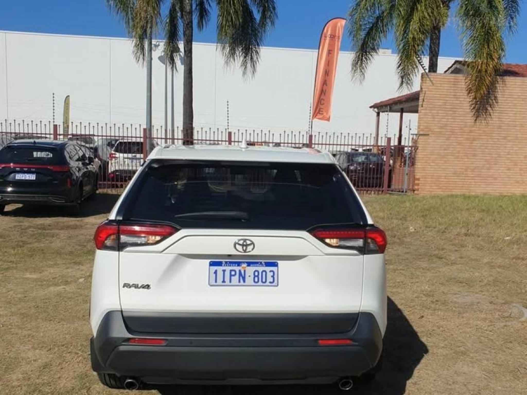 TOYOTA RAV4