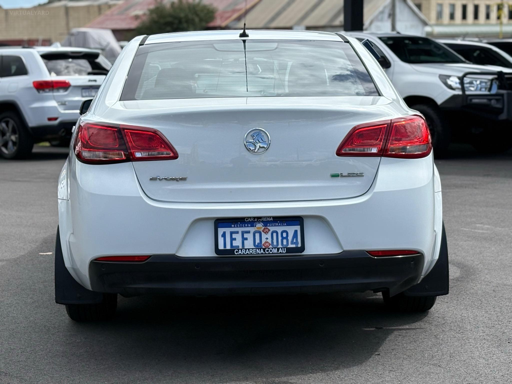 HOLDEN COMMODORE