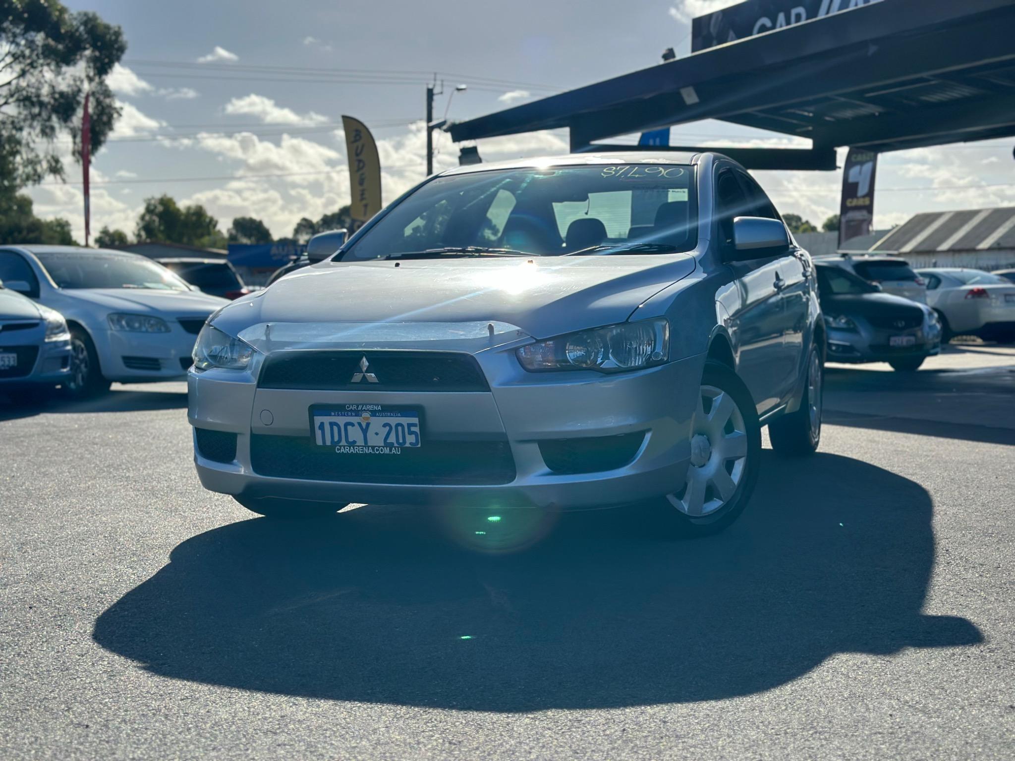 MITSUBISHI LANCER