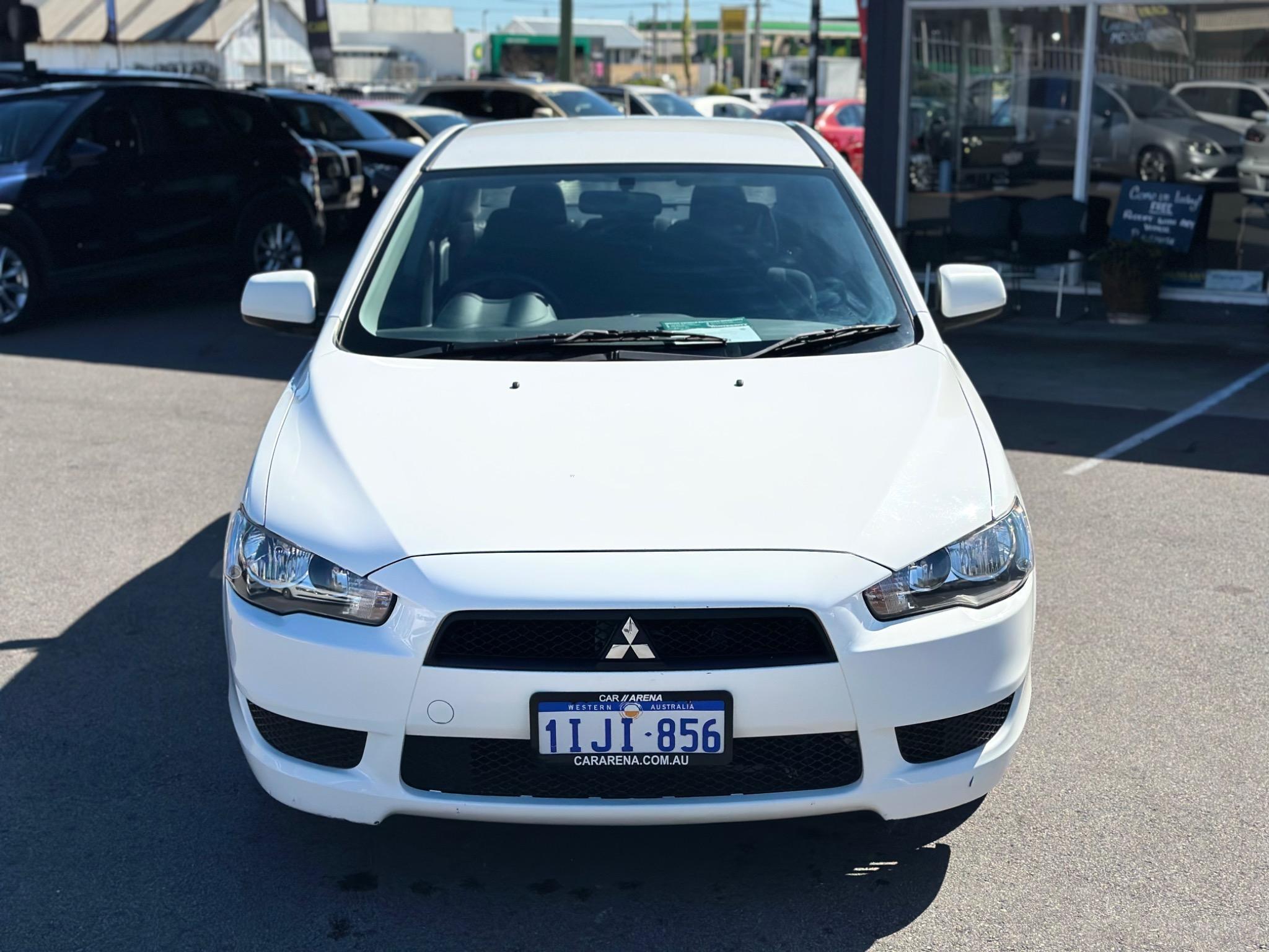 MITSUBISHI LANCER
