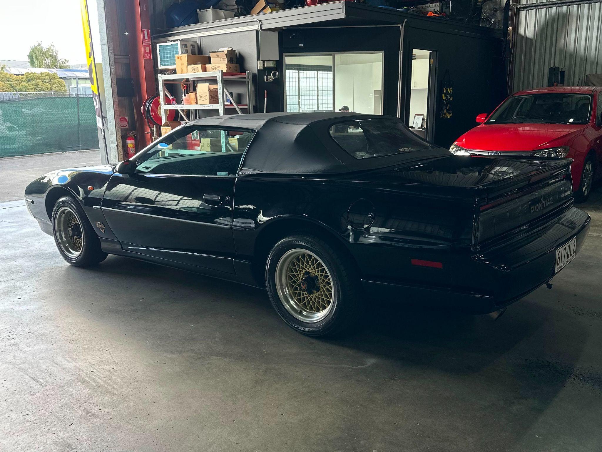 PONTIAC FIREBIRD