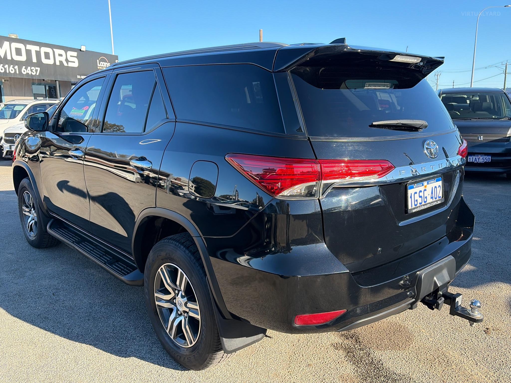 TOYOTA FORTUNER