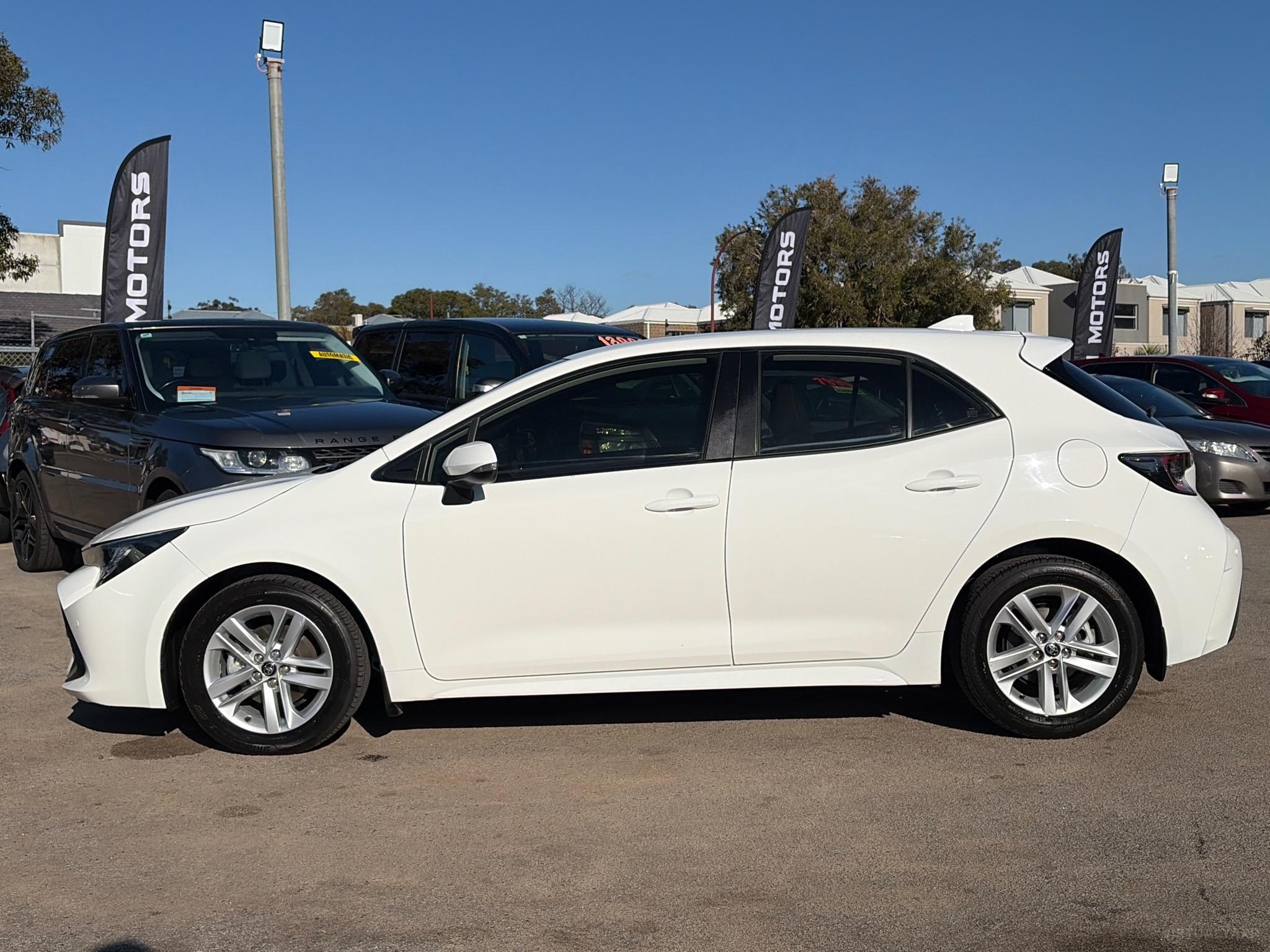 TOYOTA COROLLA