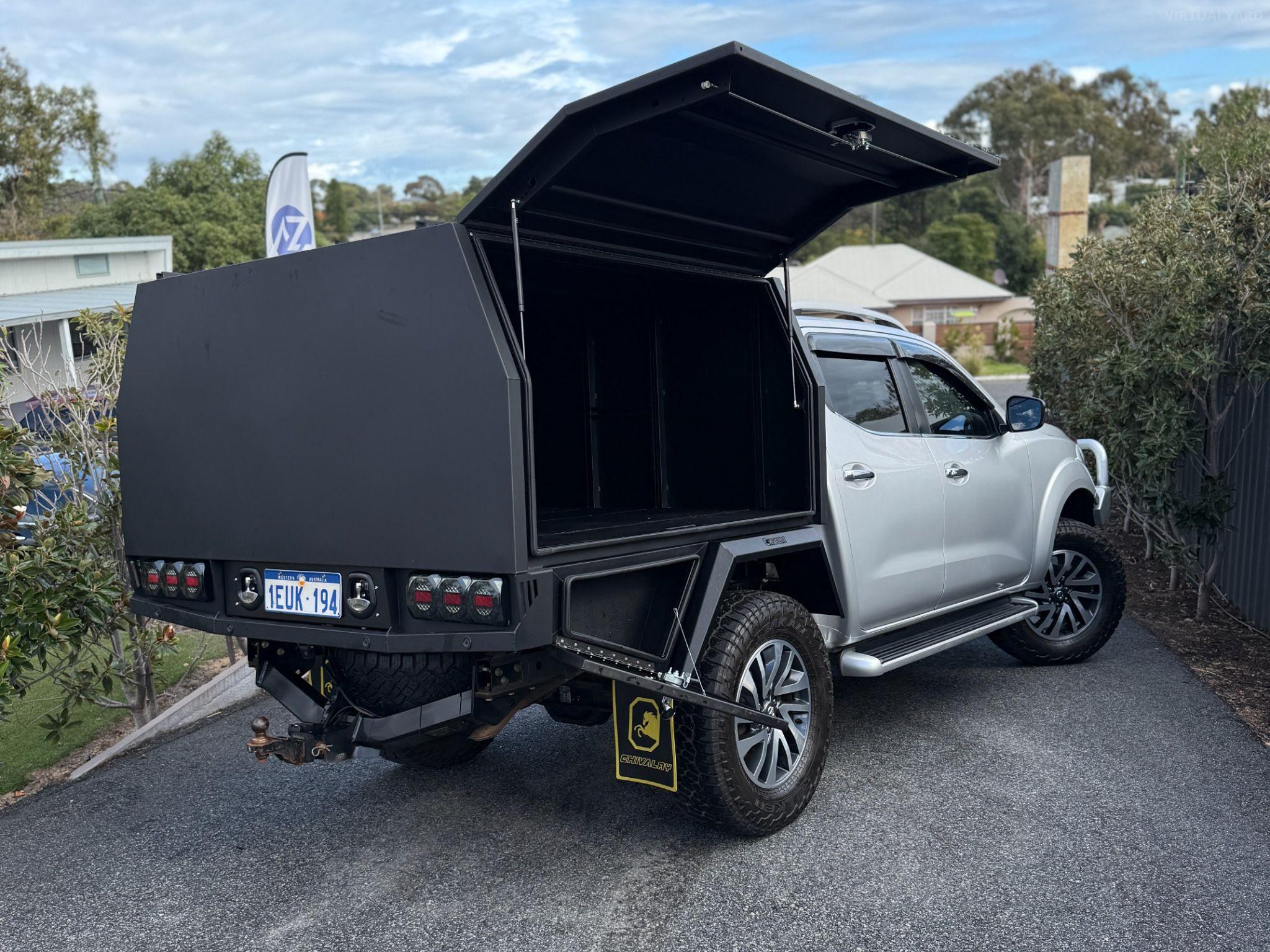 NISSAN NAVARA
