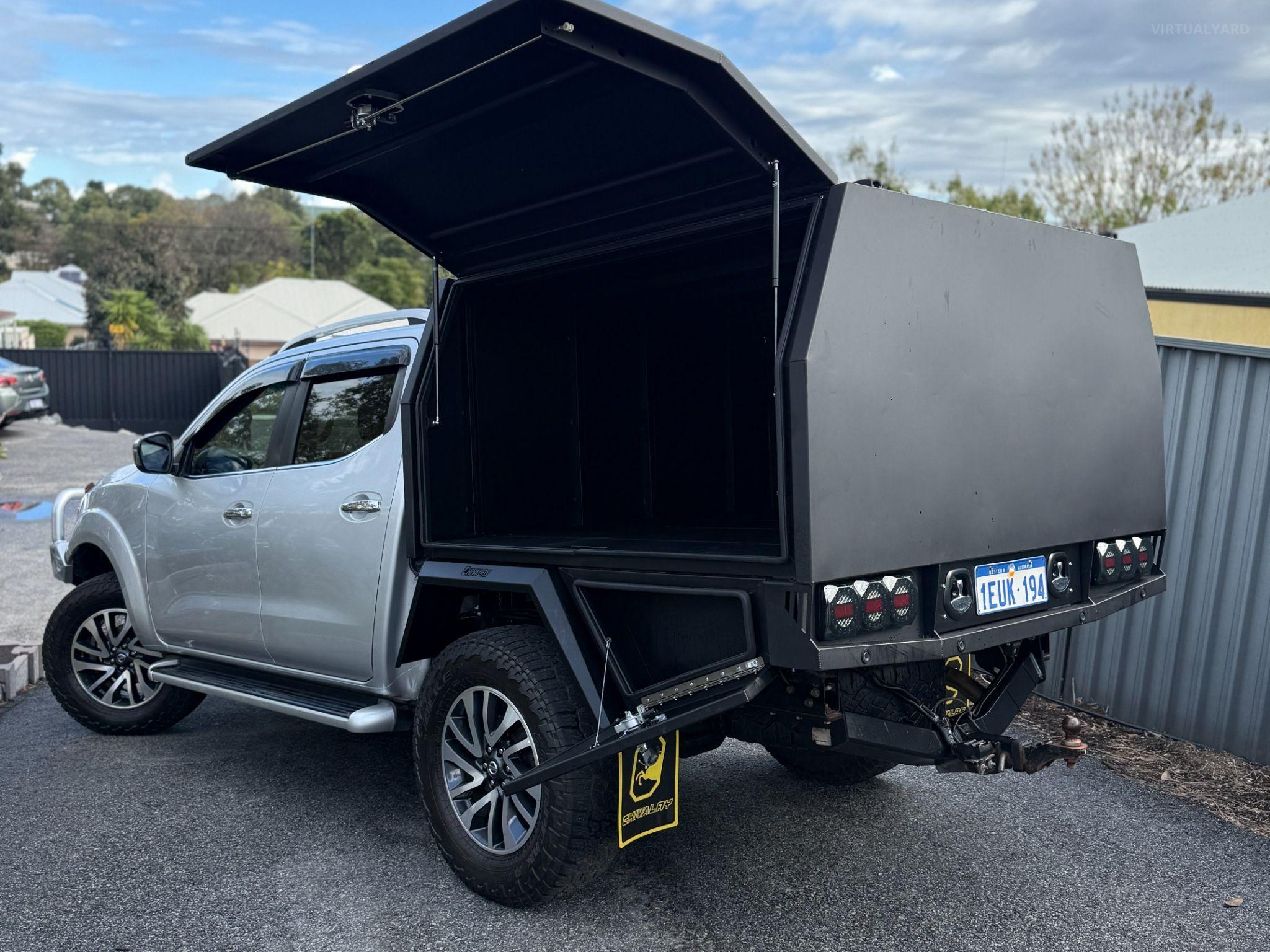 NISSAN NAVARA