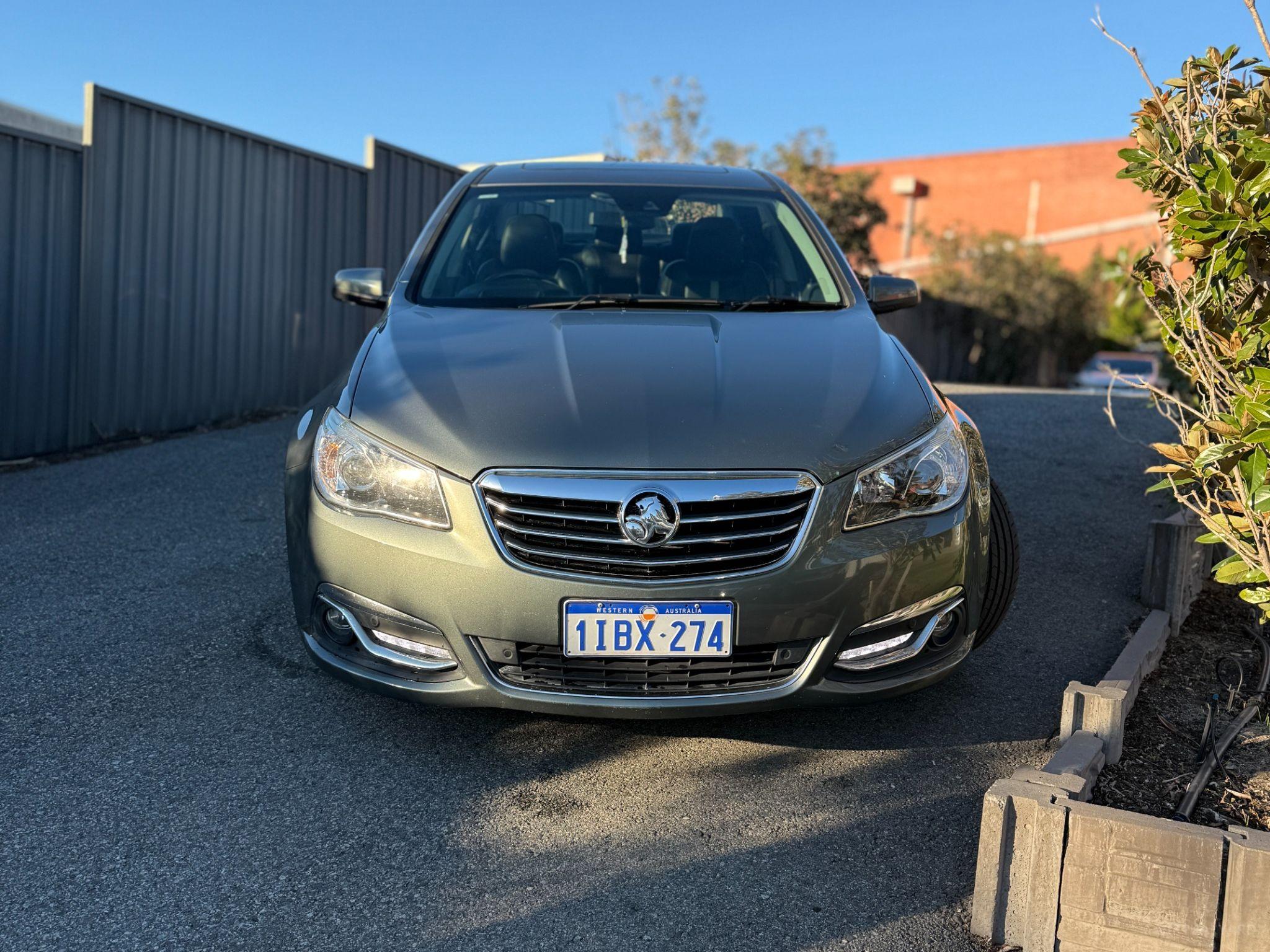 HOLDEN CALAIS