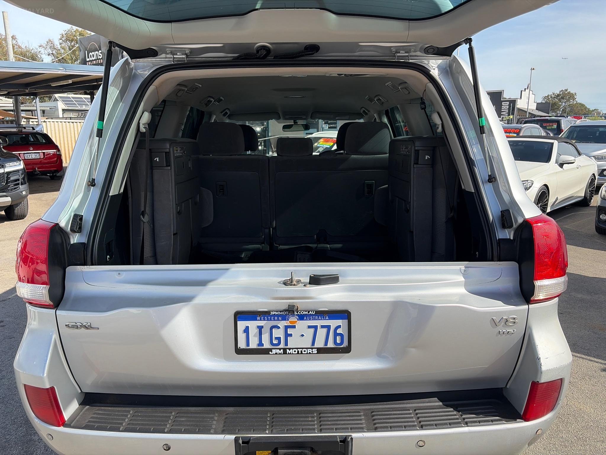 TOYOTA LANDCRUISER