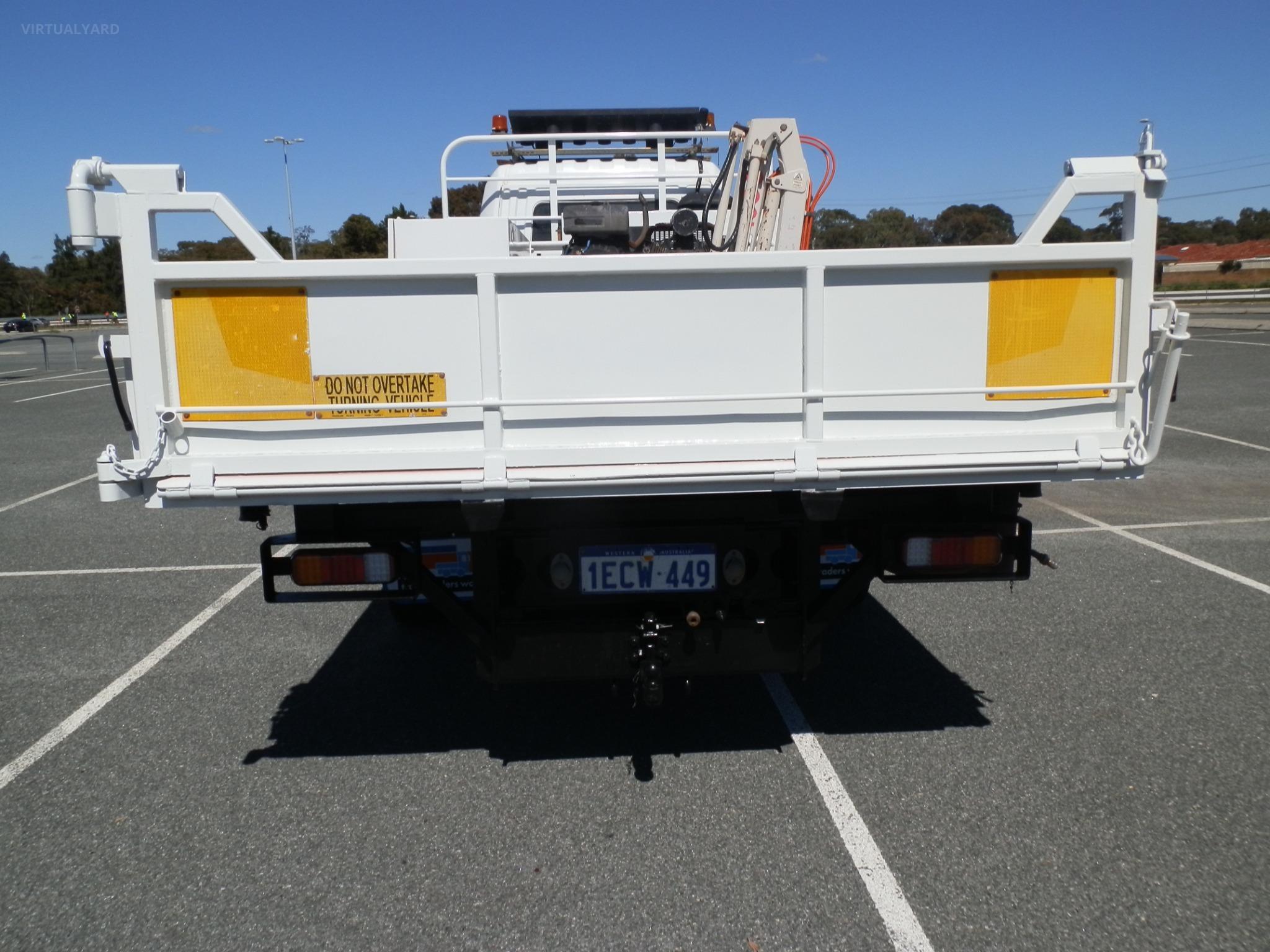MITSUBISHI FUSO FK61