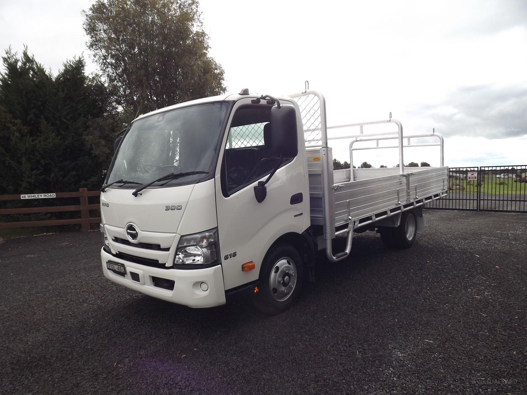 HINO 300 616 TRADE PACK