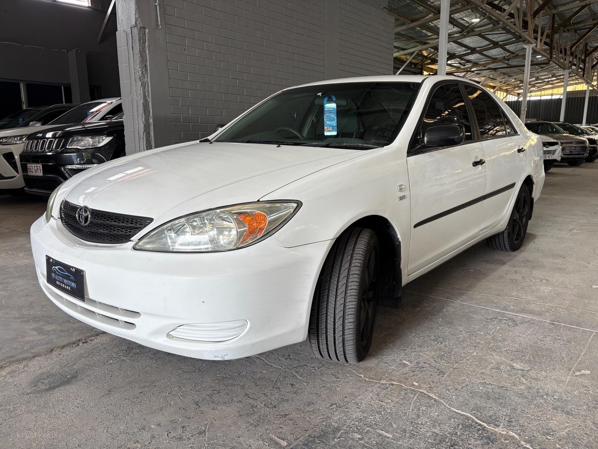 TOYOTA CAMRY