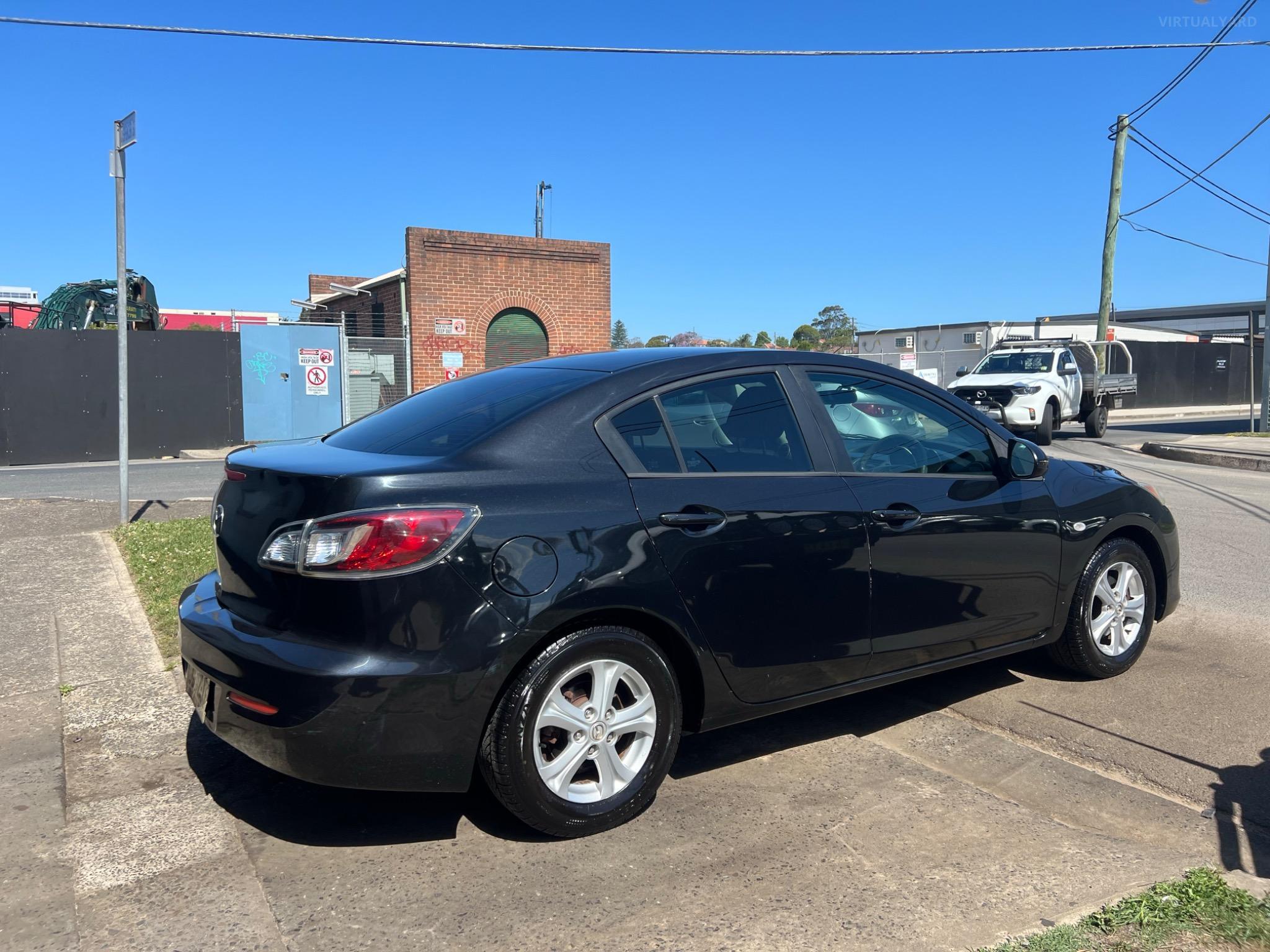 MAZDA MAZDA3