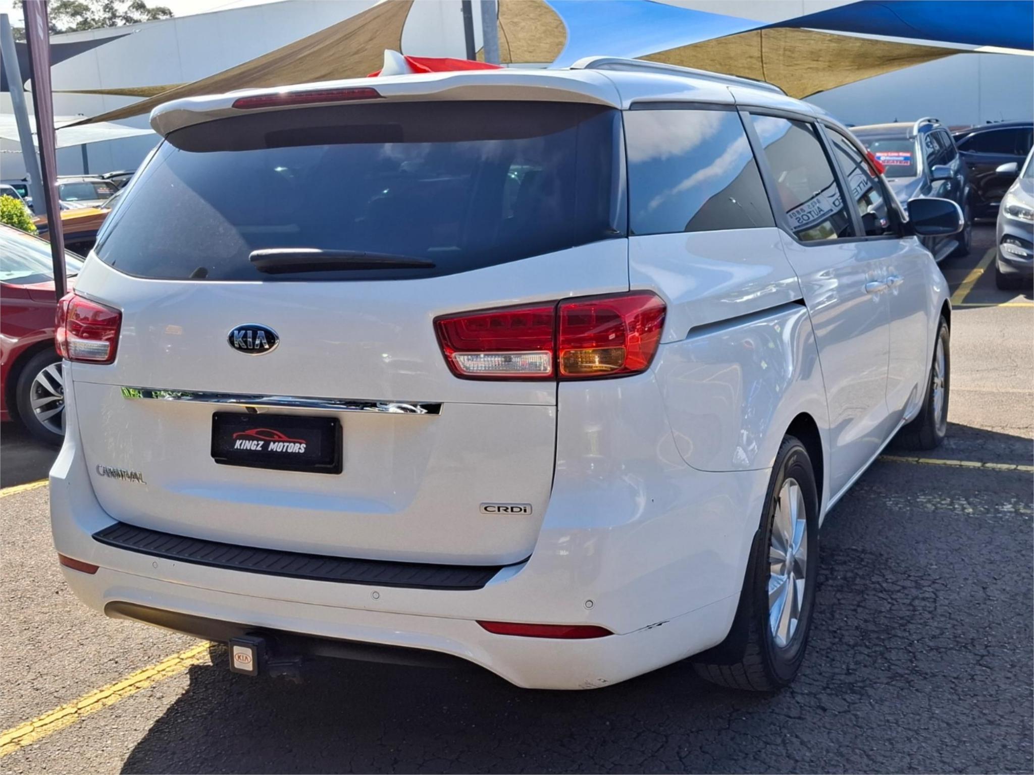 2017 KIA CARNIVAL YP SI WAGON 8ST 5DR SPTS AUTO 6SP 2.2DT [MY18] image 7