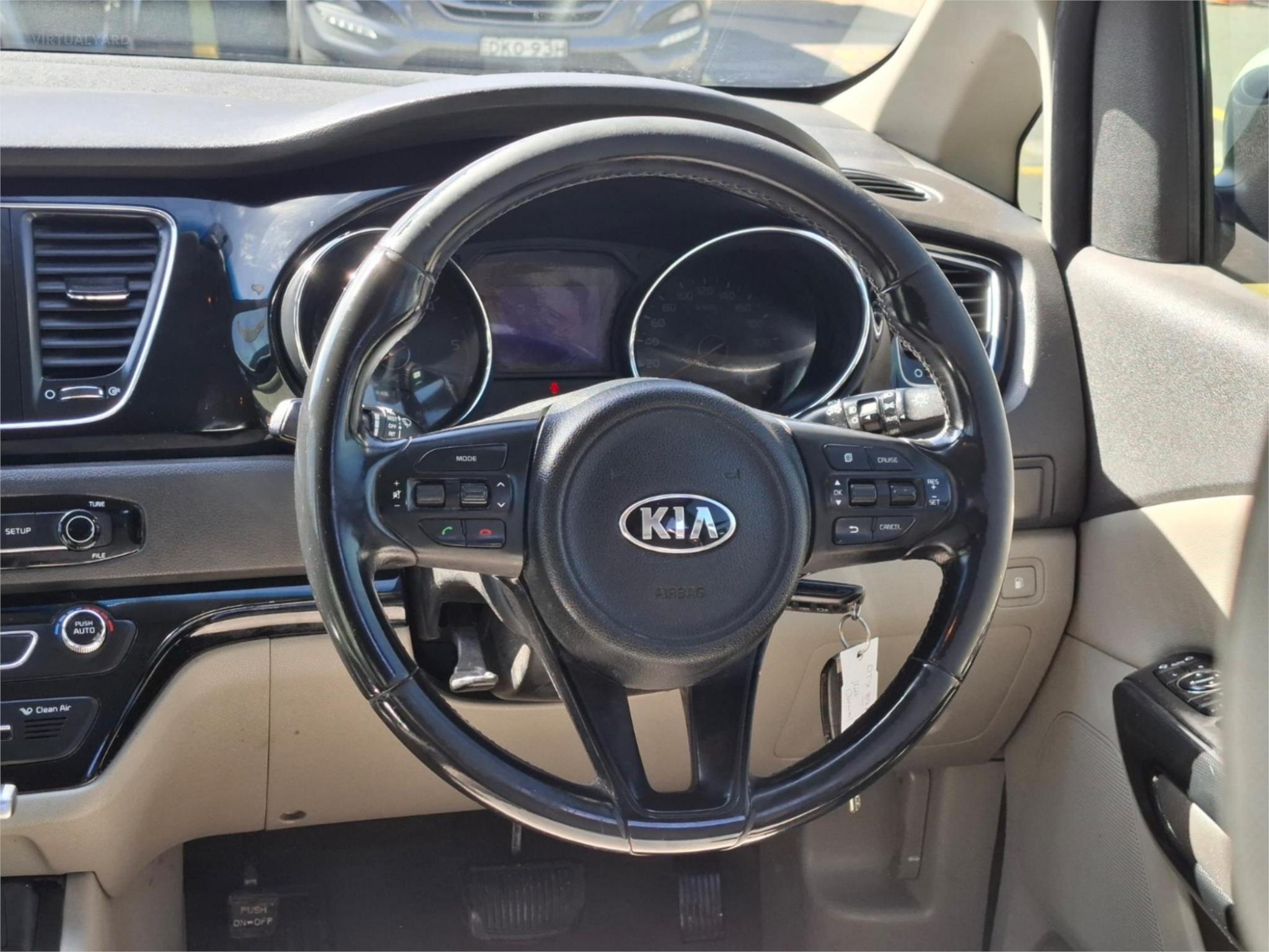 2017 KIA CARNIVAL YP SI WAGON 8ST 5DR SPTS AUTO 6SP 2.2DT [MY18] image 18