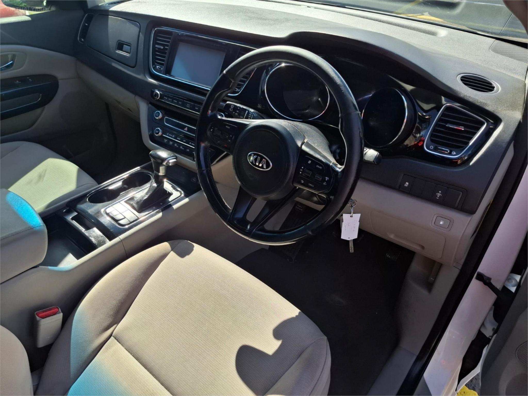 2017 KIA CARNIVAL YP SI WAGON 8ST 5DR SPTS AUTO 6SP 2.2DT [MY18] image 9