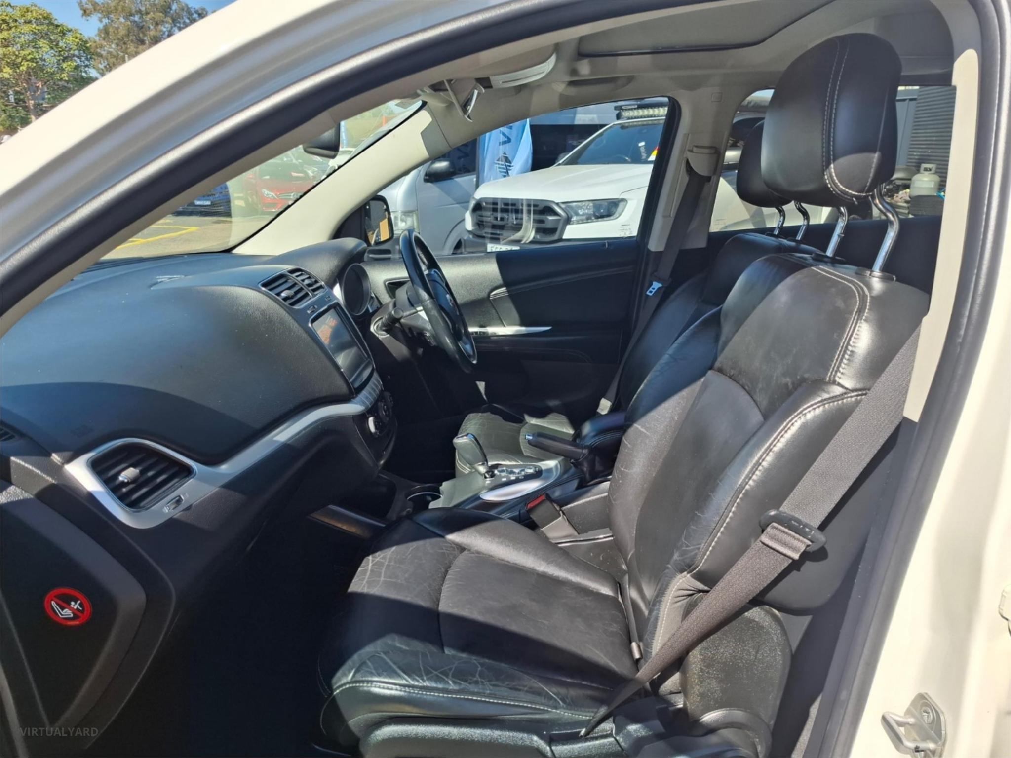 2014 FIAT FREEMONT JF LOUNGE WAGON 5DR AUTO 6SP 2.4I image 21