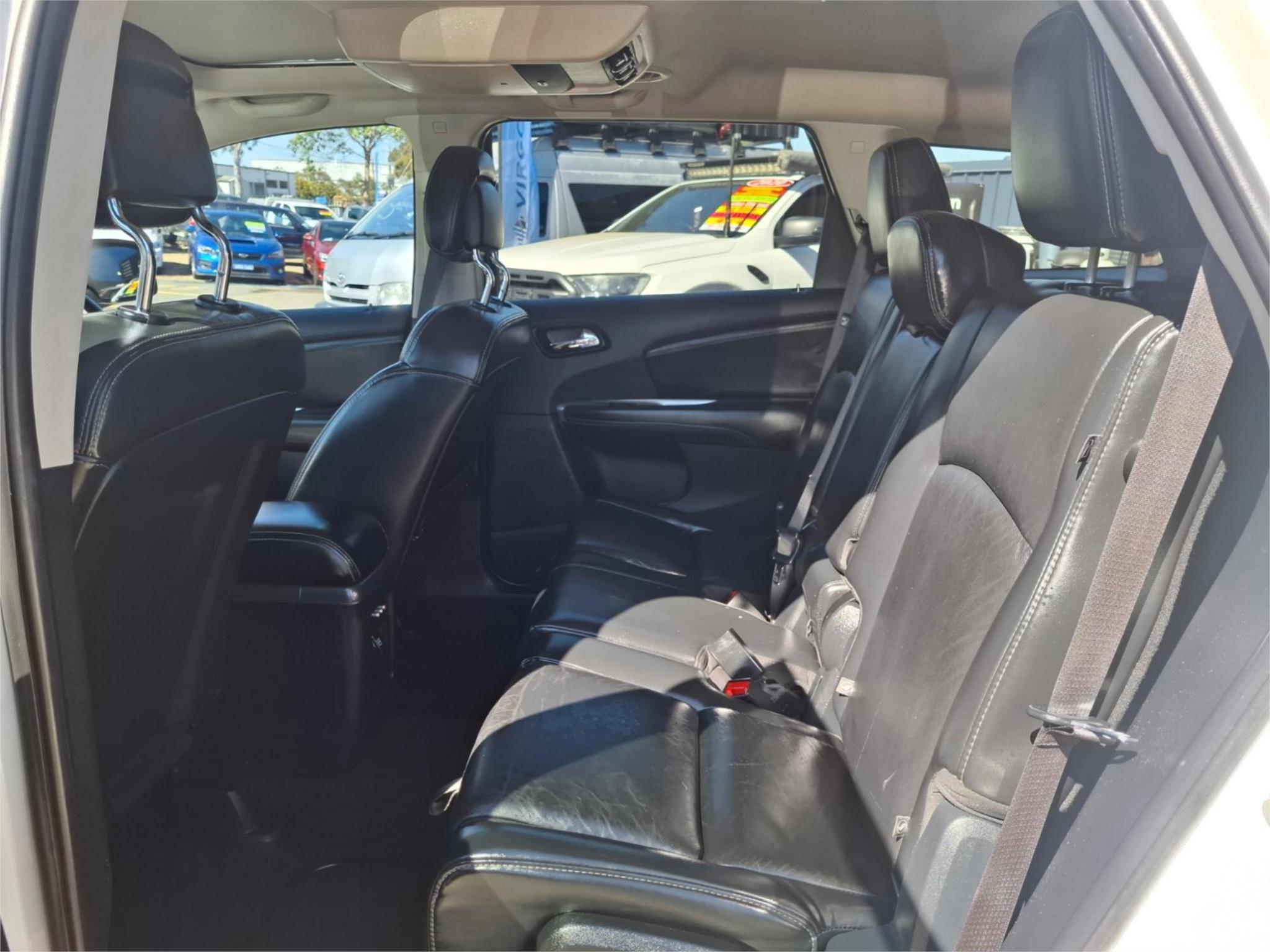 2014 FIAT FREEMONT JF LOUNGE WAGON 5DR AUTO 6SP 2.4I image 22