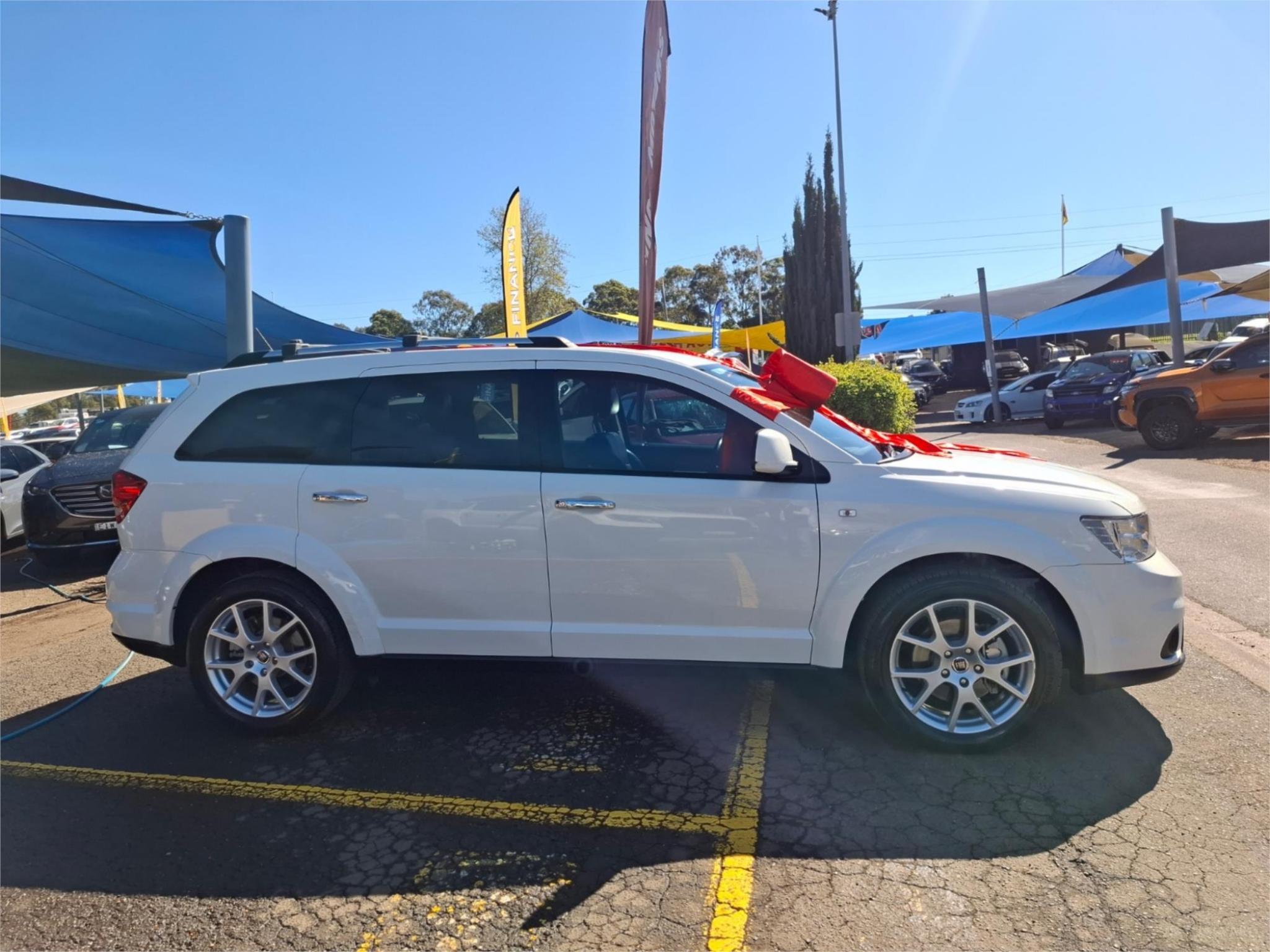 2014 FIAT FREEMONT JF LOUNGE WAGON 5DR AUTO 6SP 2.4I image 8