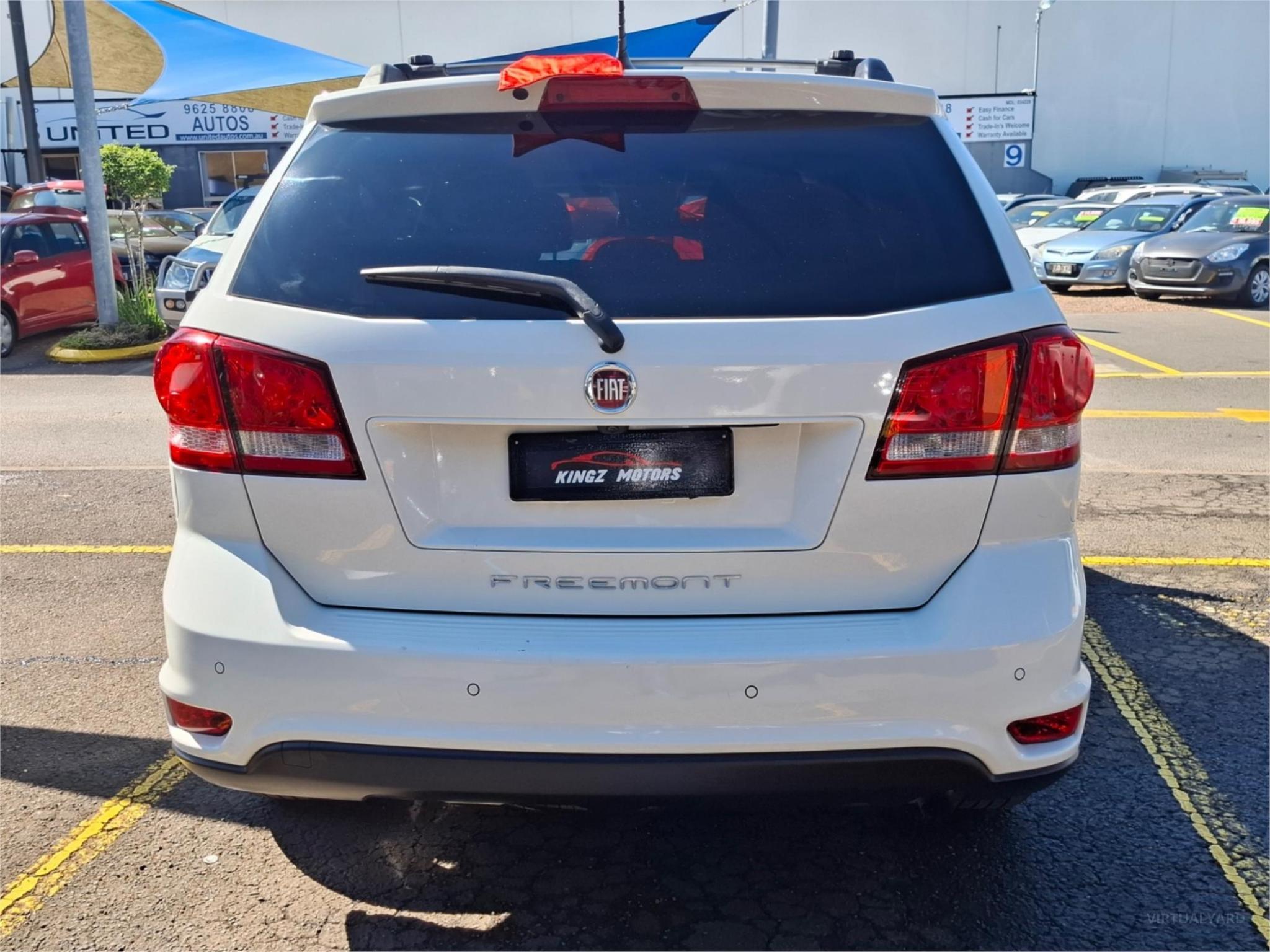 2014 FIAT FREEMONT JF LOUNGE WAGON 5DR AUTO 6SP 2.4I image 6