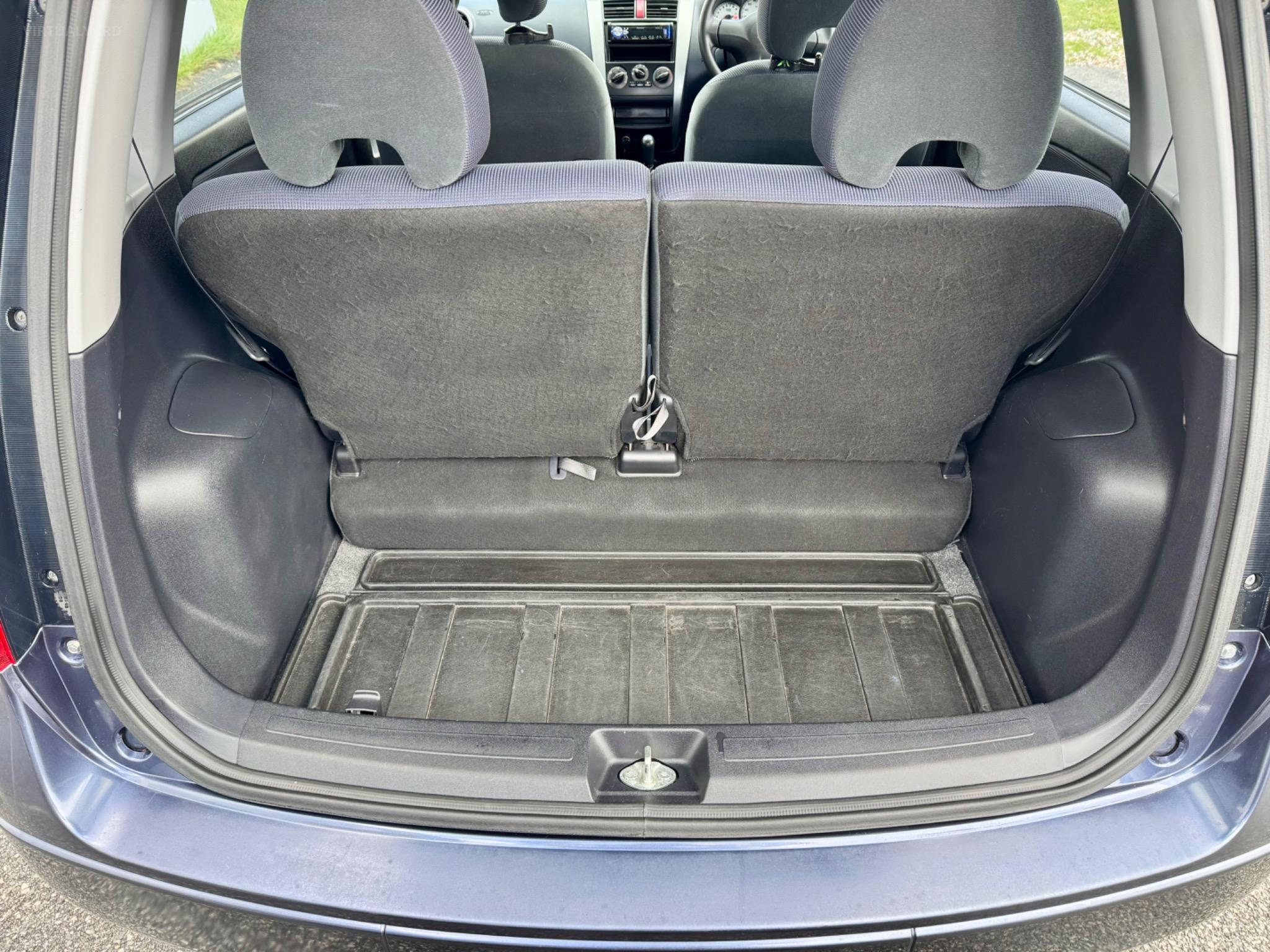 MITSUBISHI COLT