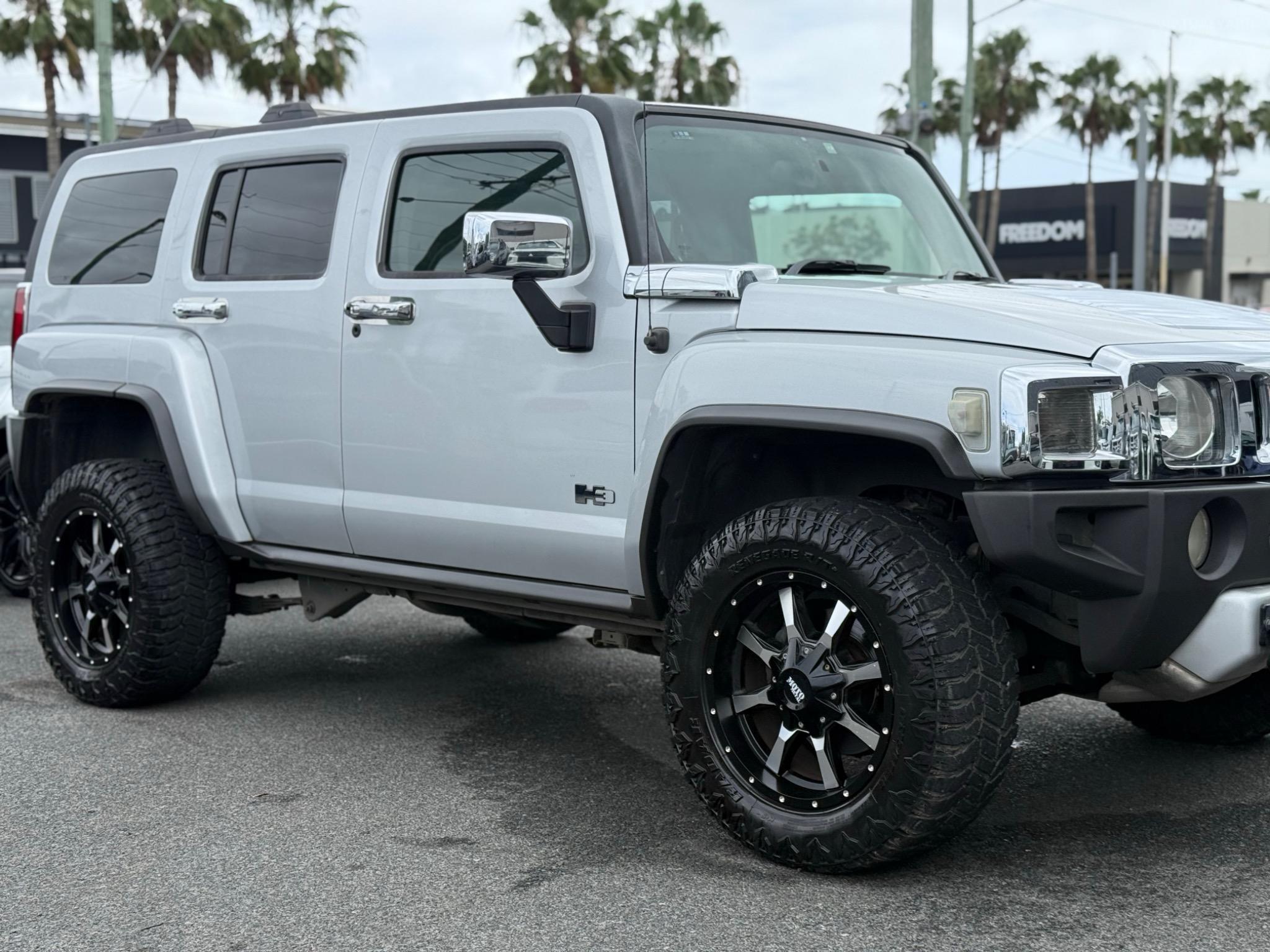 Hummer H3