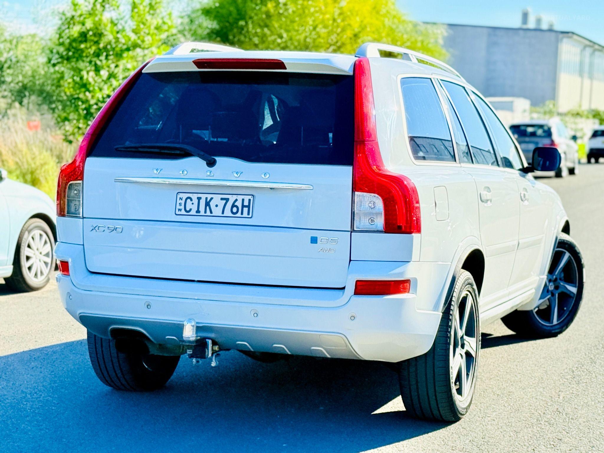 VOLVO XC90