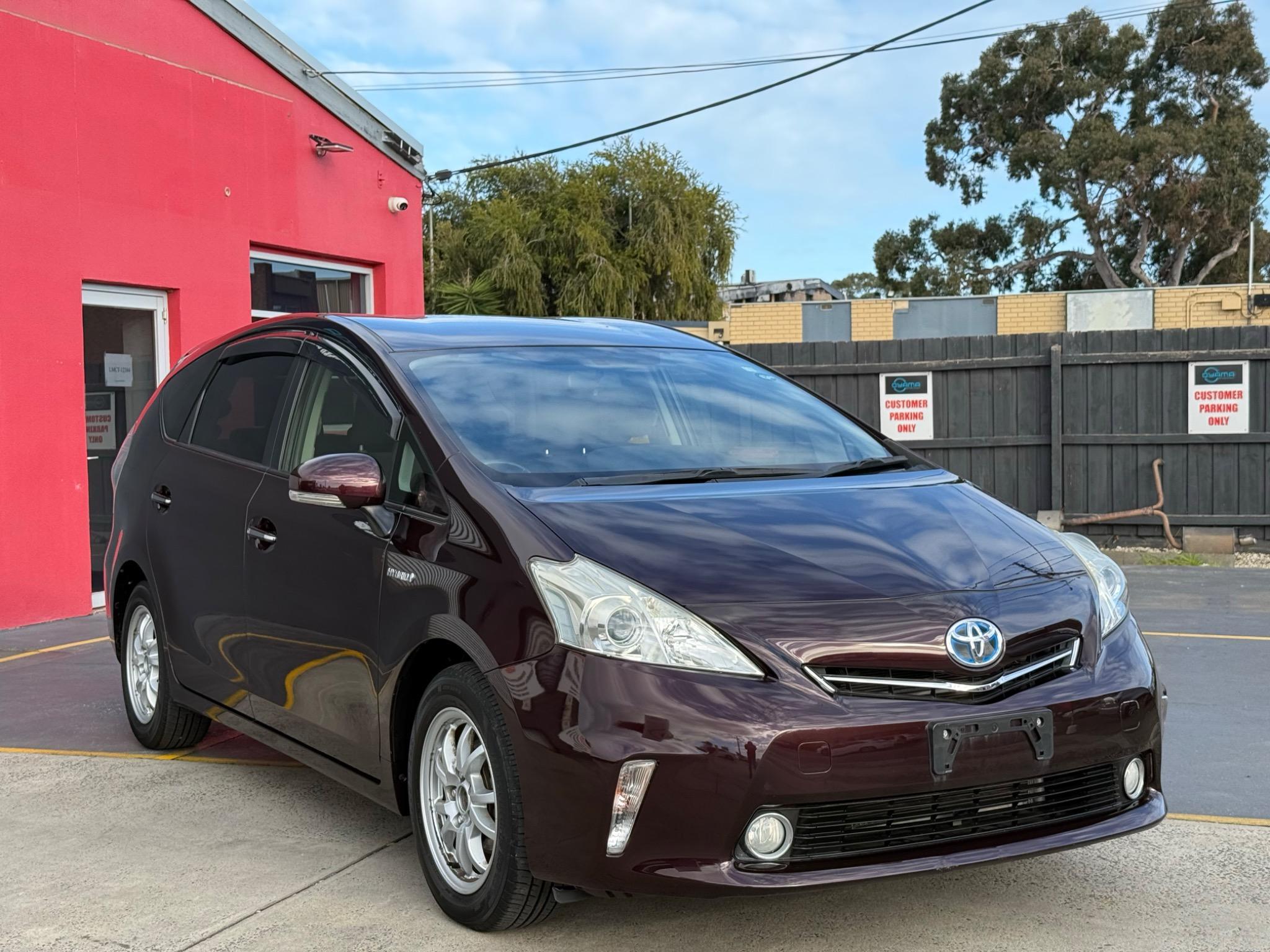 TOYOTA PRIUS ALPHA