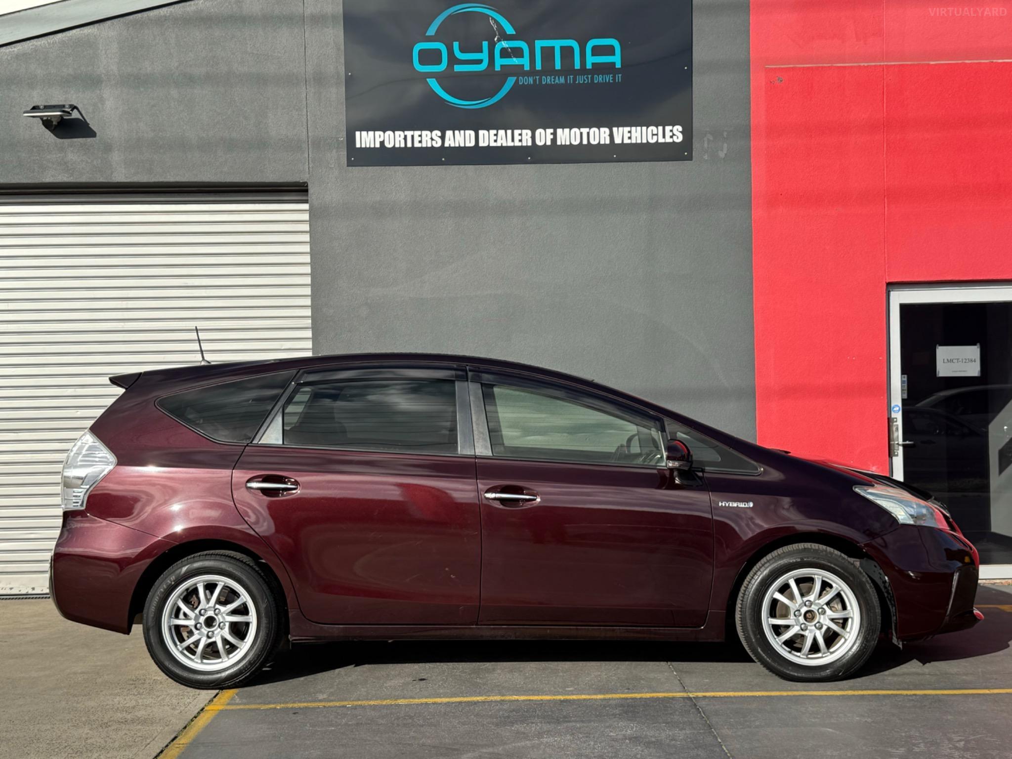 TOYOTA PRIUS ALPHA