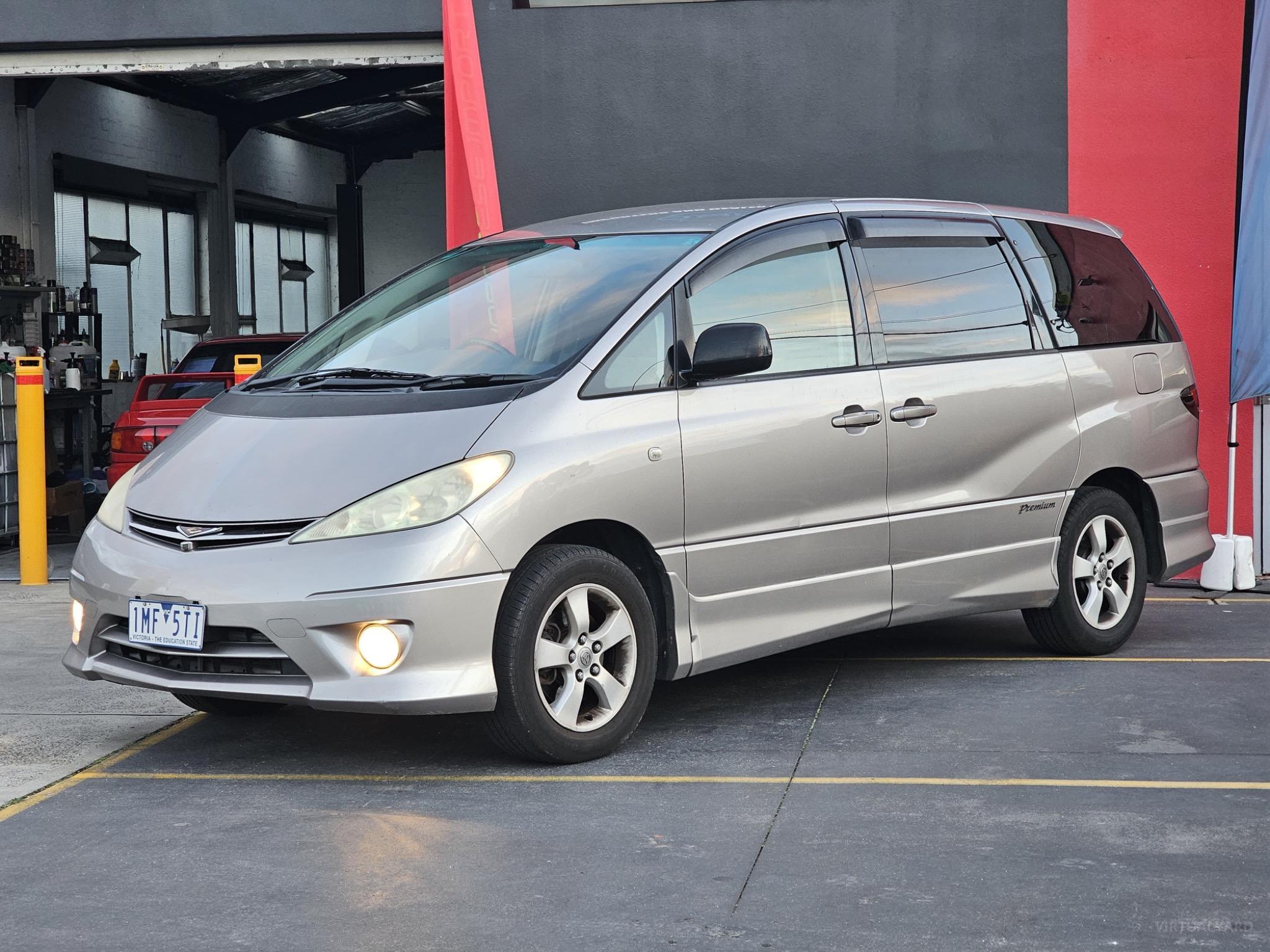 TOYOTA ESTIMA
