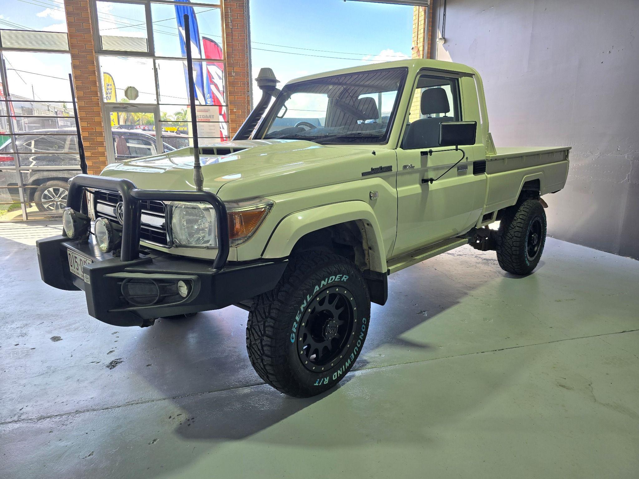 TOYOTA LANDCRUISER