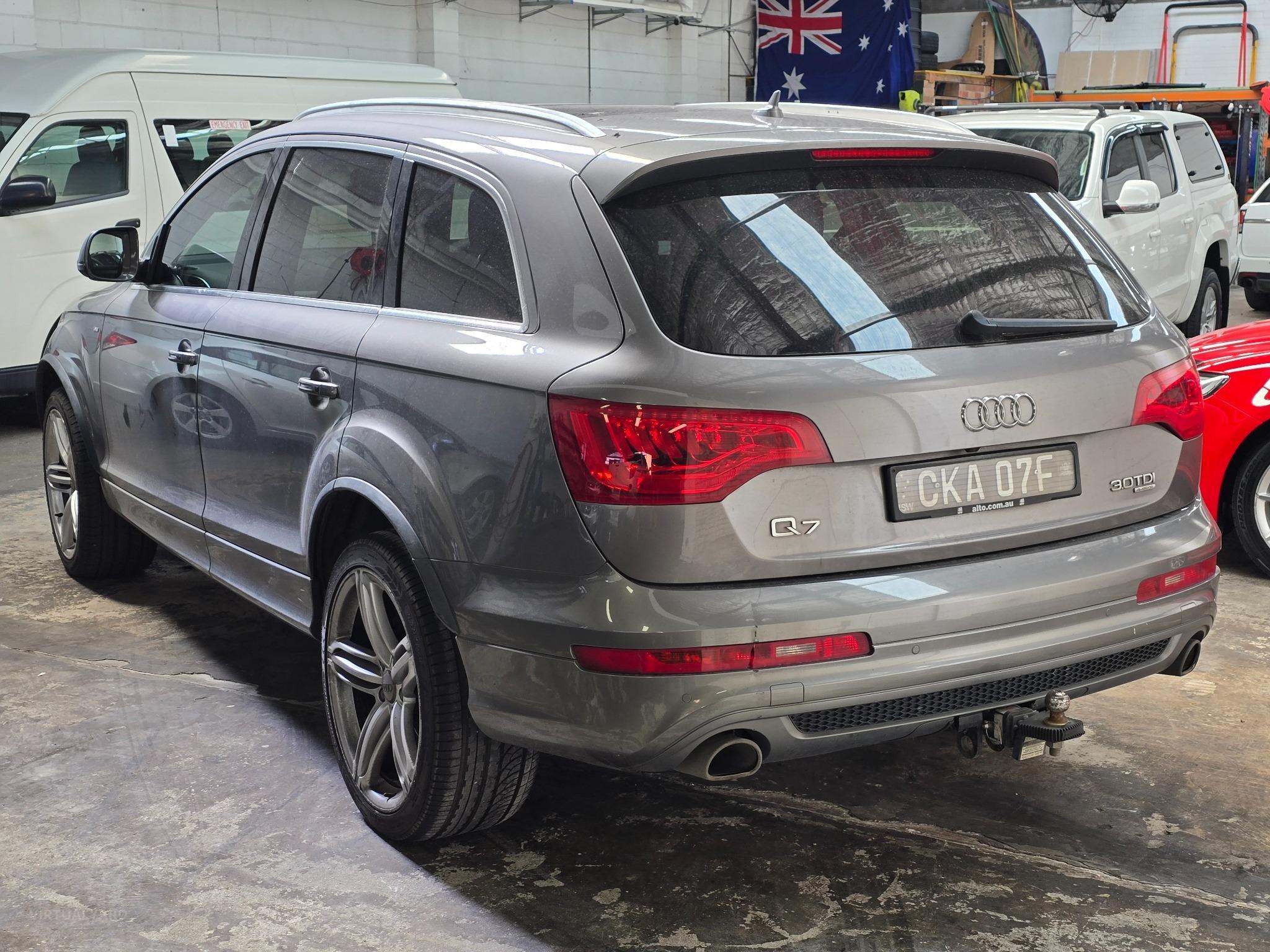 AUDI Q7
