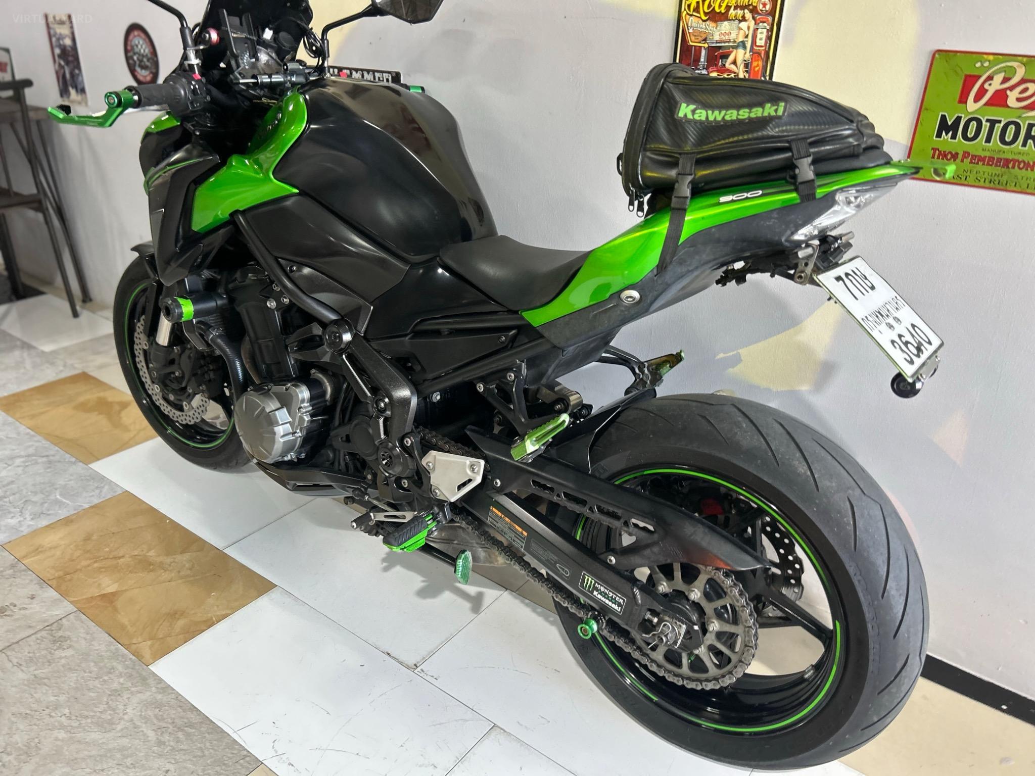 KAWASAKI Z900 ABS
