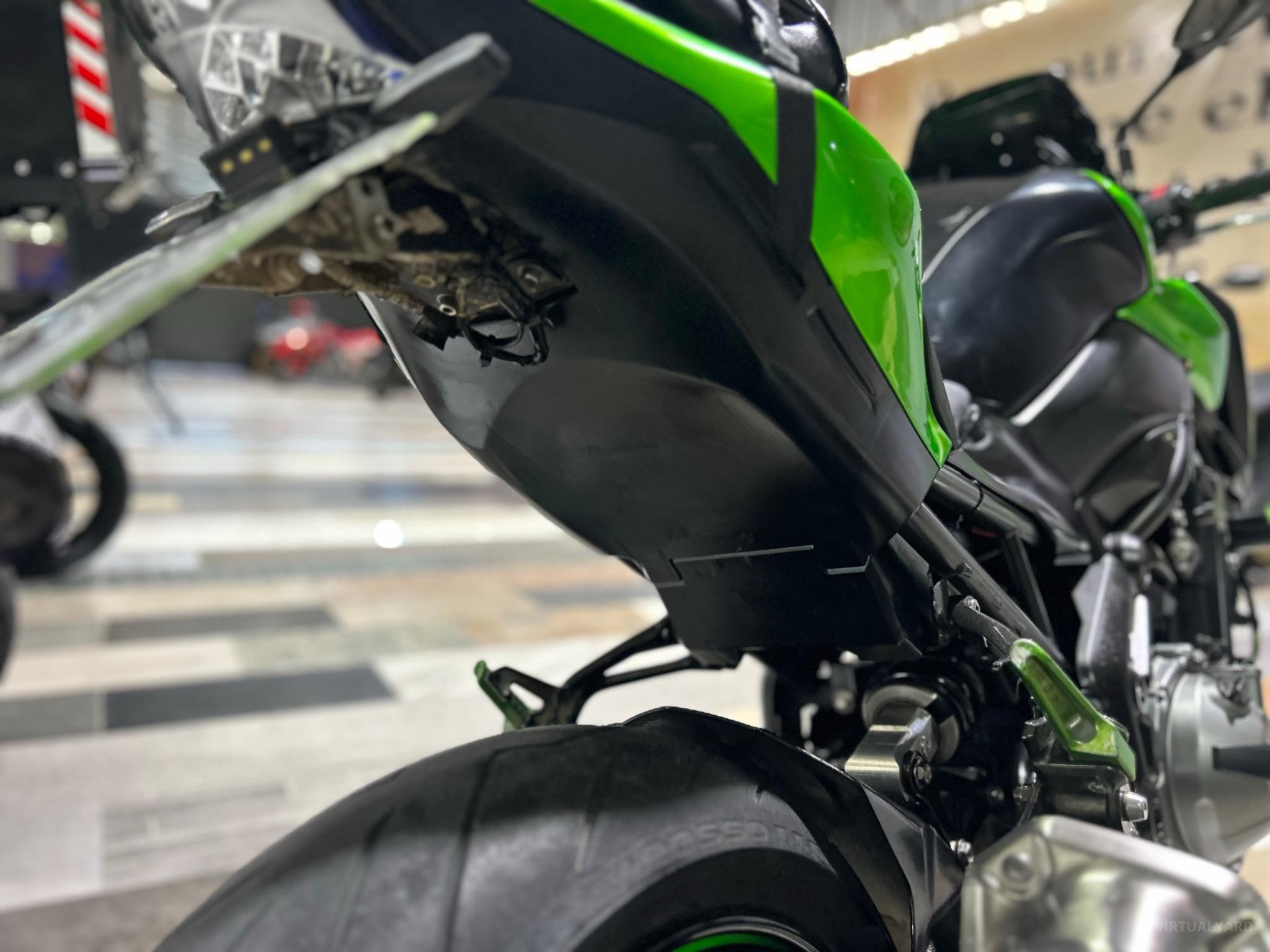 KAWASAKI Z900 ABS