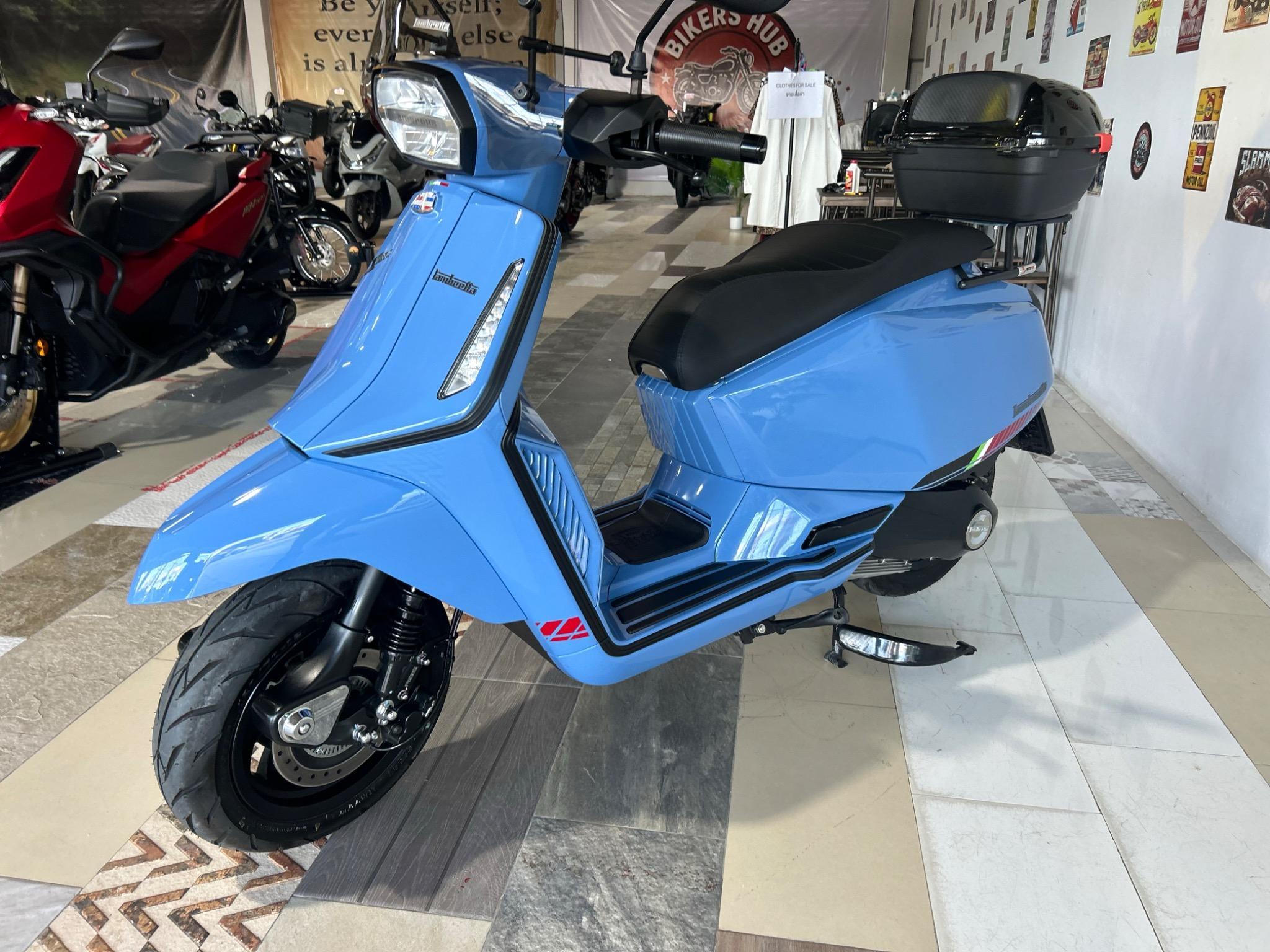 LAMBRETTA X200